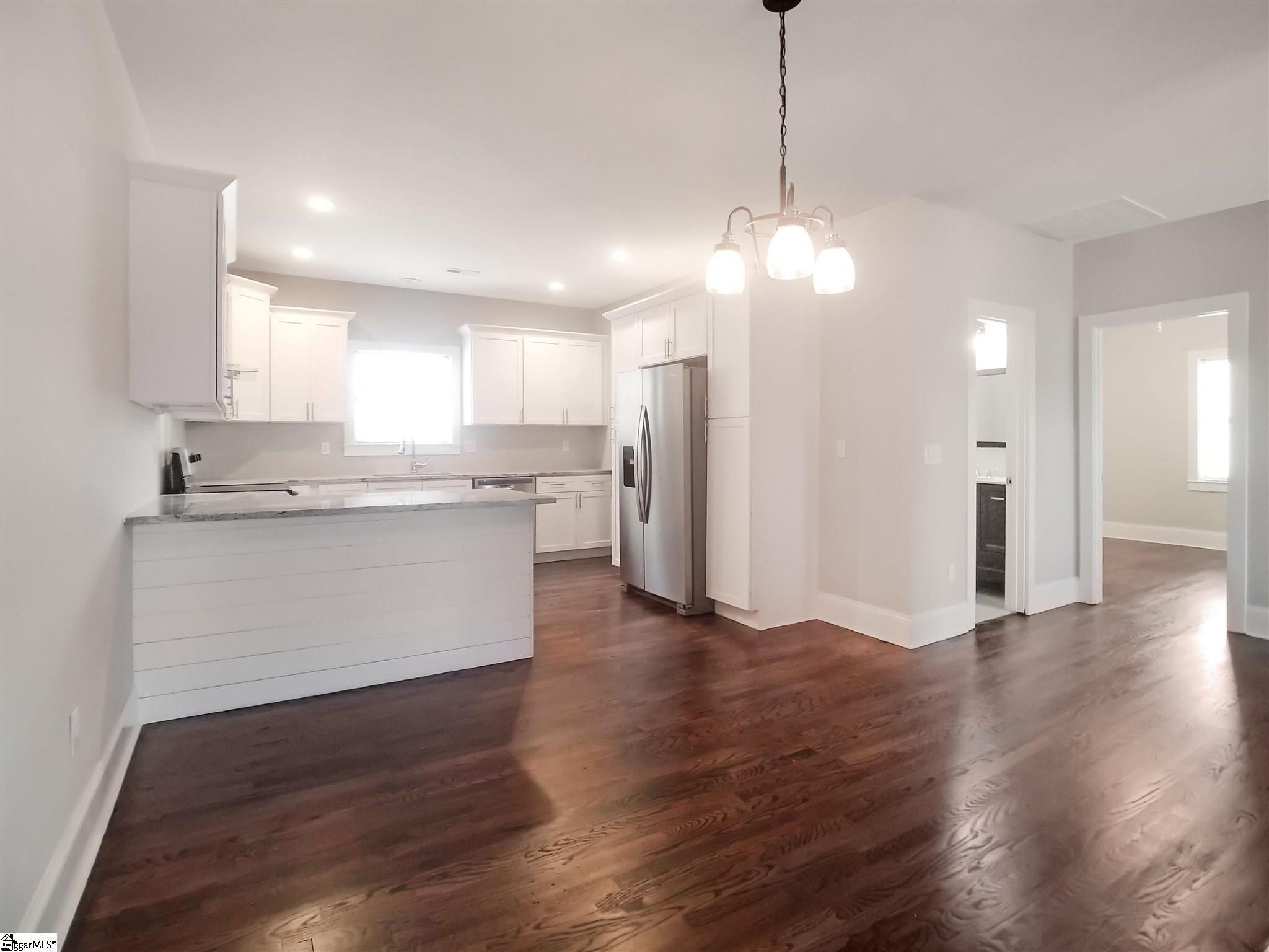 8 Chaney Street Greenville, SC 29607