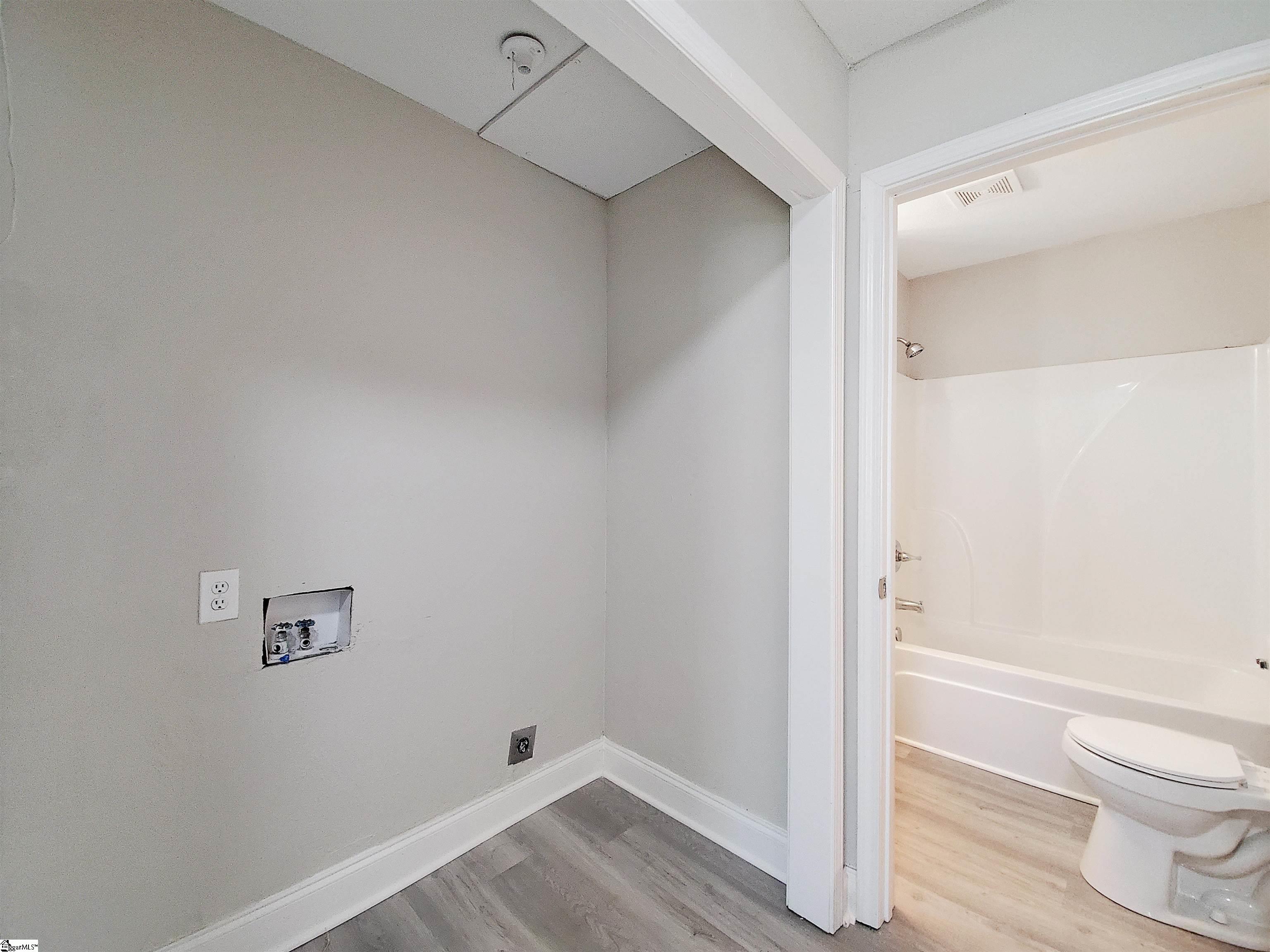 25 Agnew Road Greenville, SC 29611