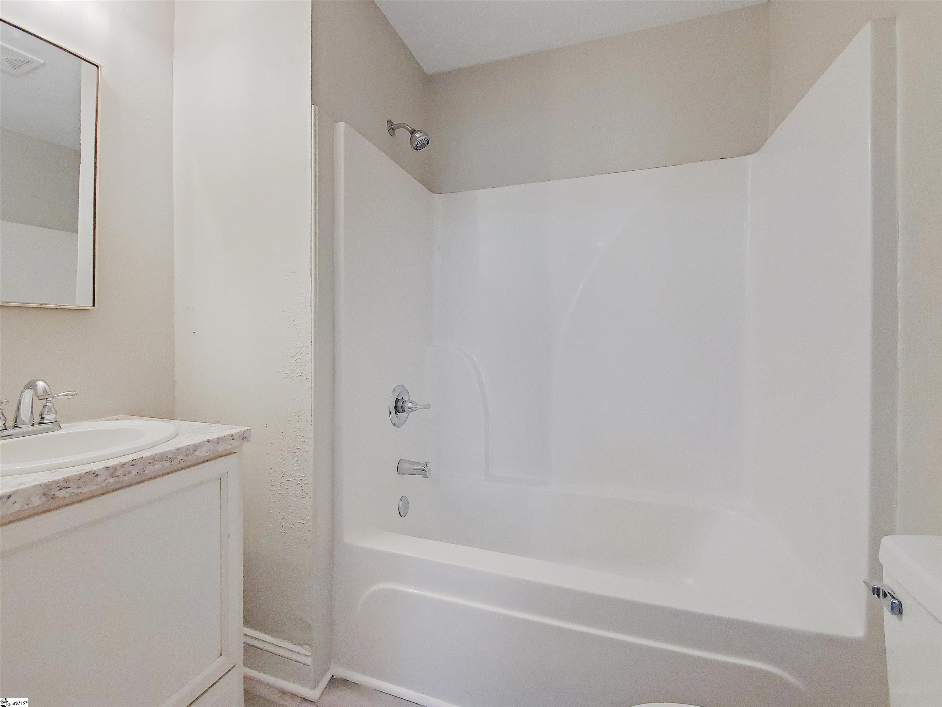 25 Agnew Road Greenville, SC 29611