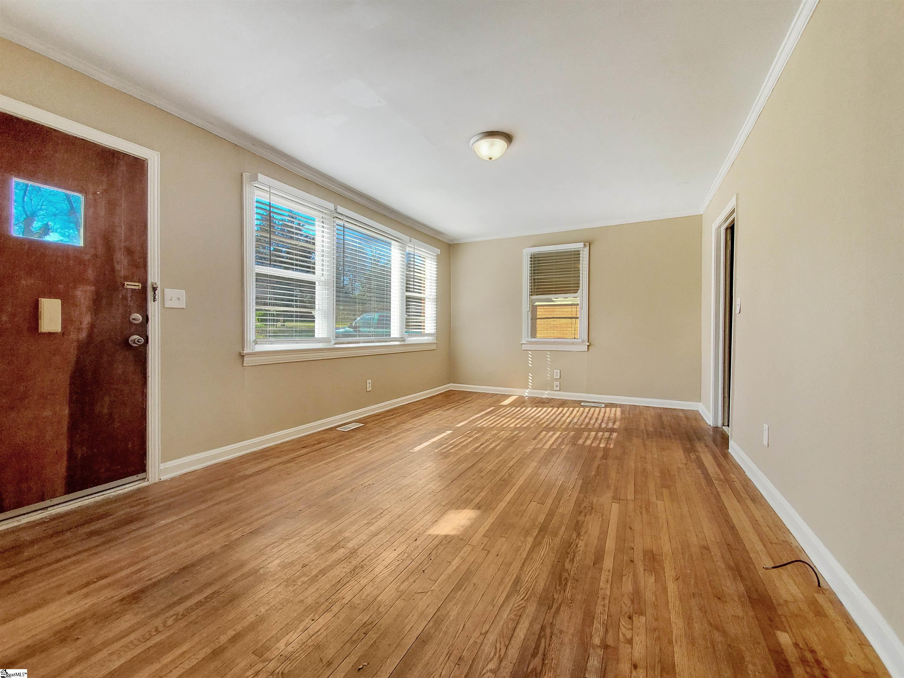 623 Old Augusta Road Greenville, SC 29605