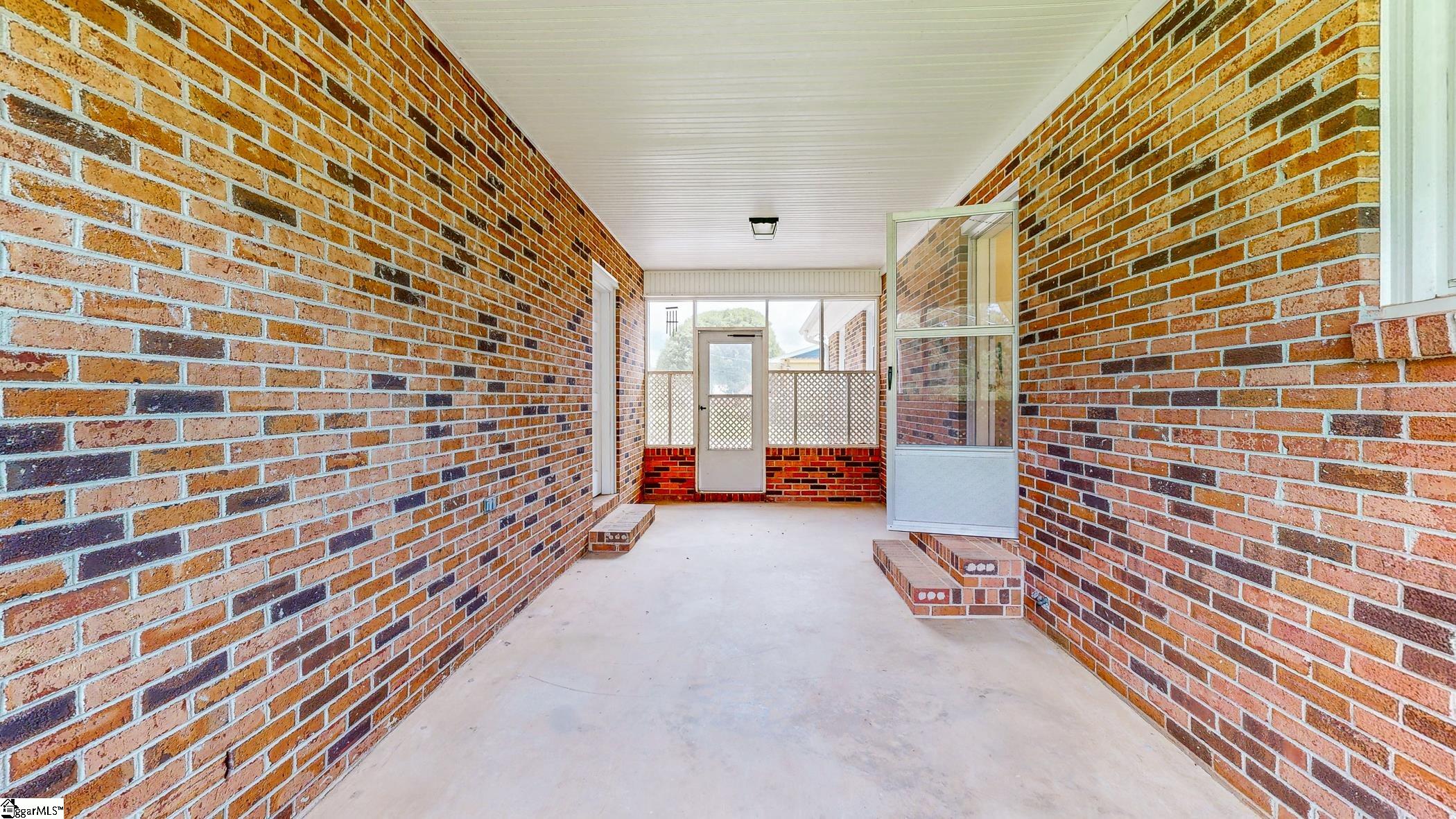 104 Seventeenth Lane Piedmont, SC 29673