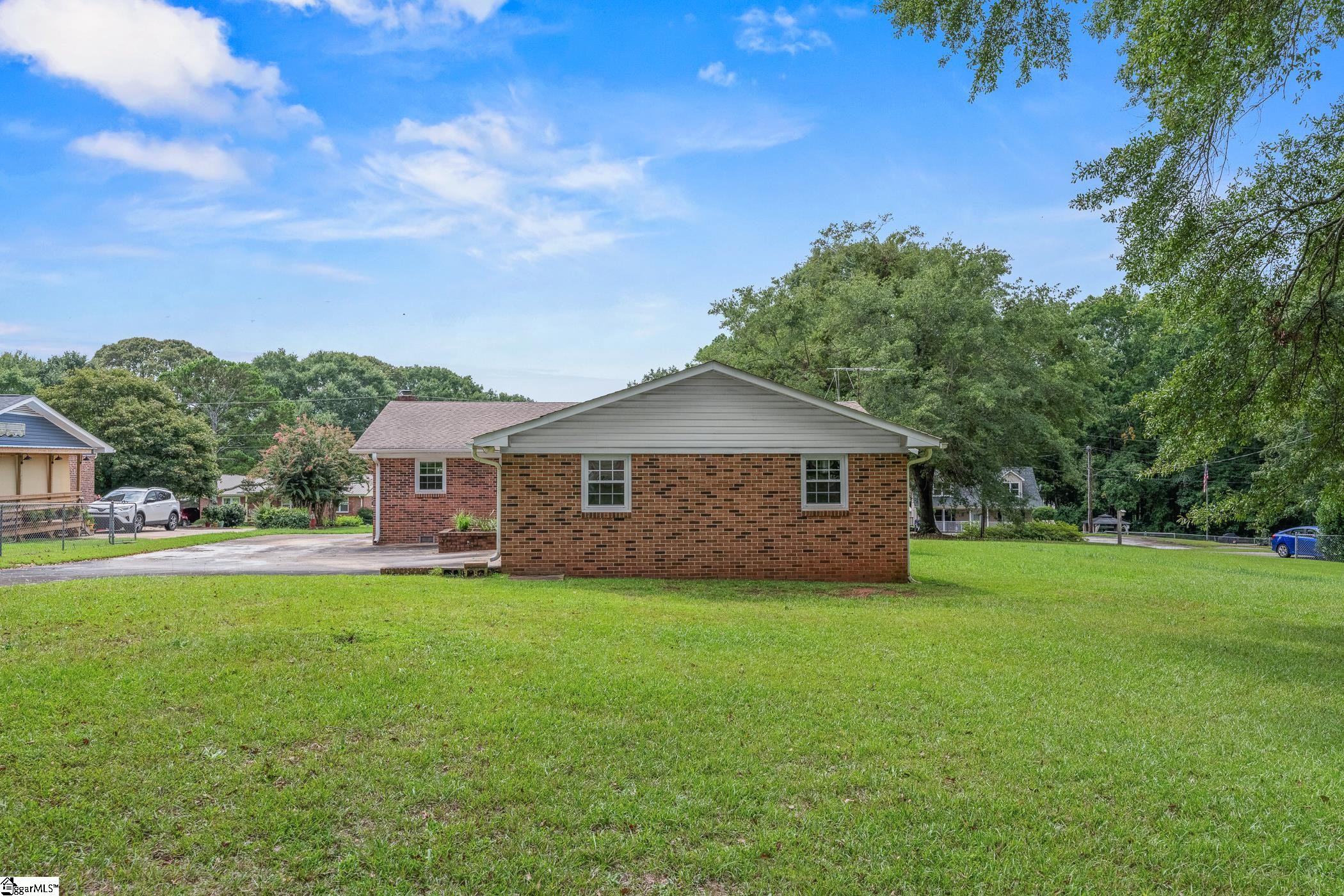 104 Seventeenth Lane Piedmont, SC 29673
