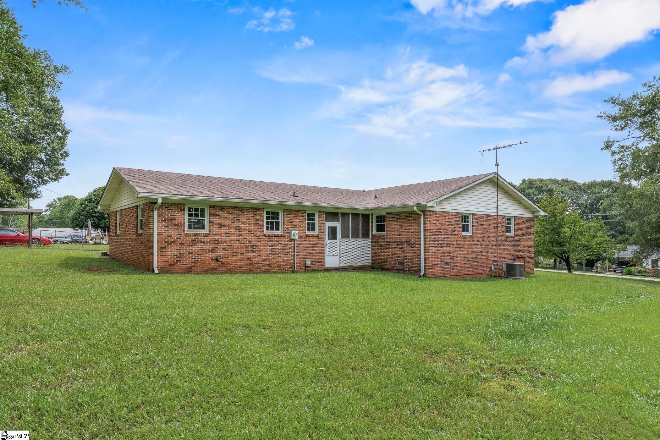 104 Seventeenth Lane Piedmont, SC 29673