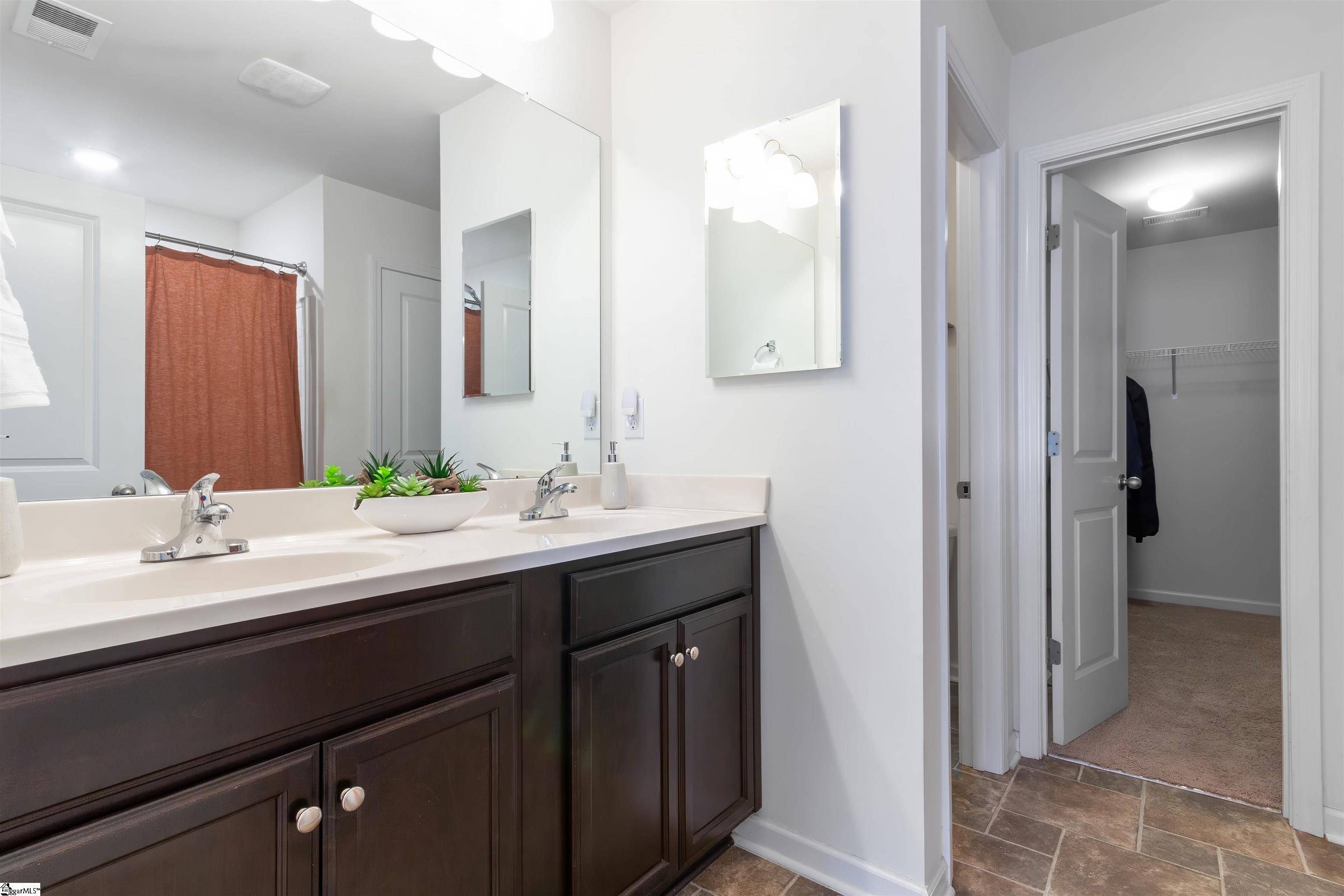 203 Addlestone Circle Fountain Inn, SC 29644