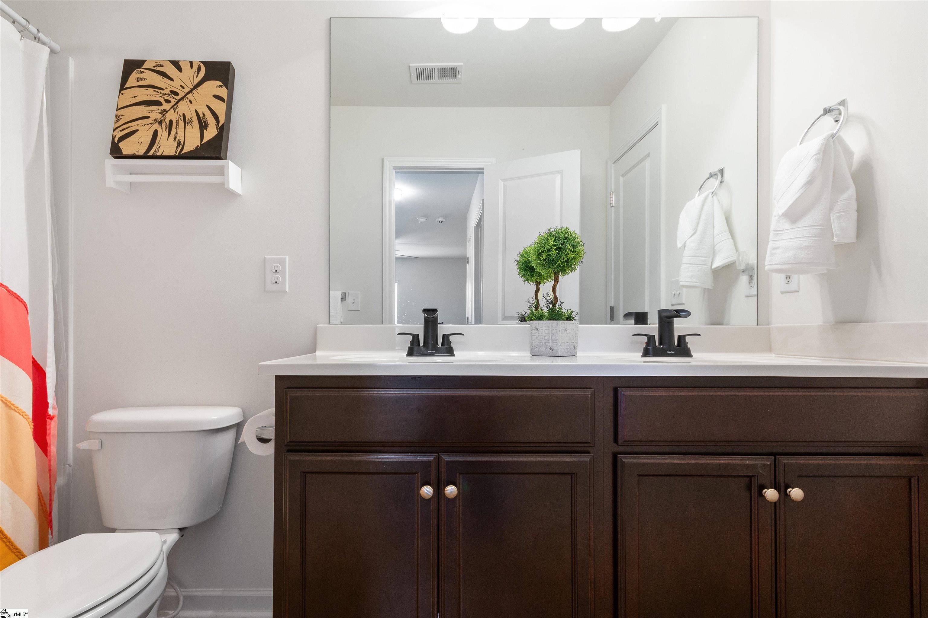203 Addlestone Circle Fountain Inn, SC 29644