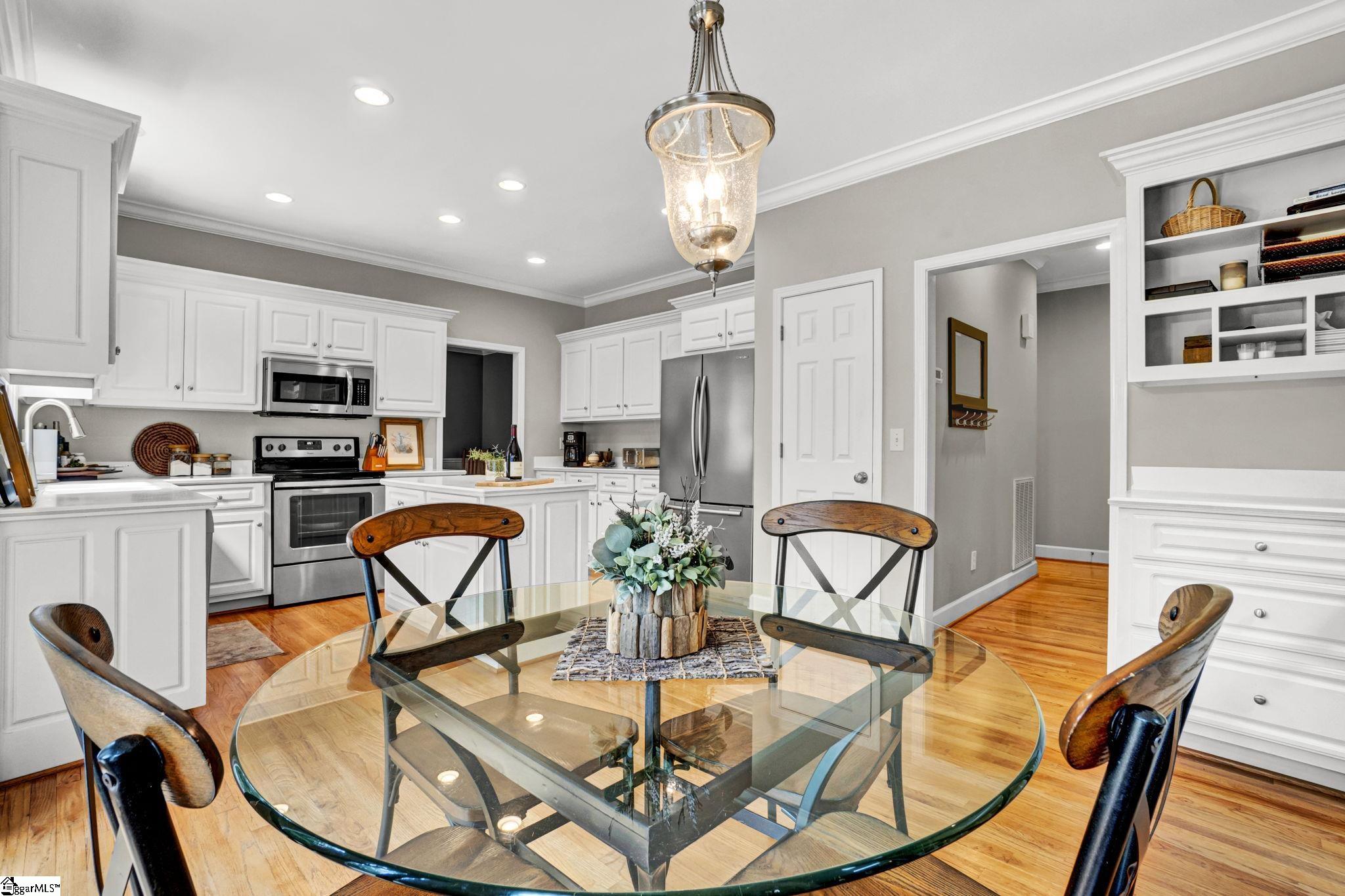 213 Winter Brook Lane Simpsonville, SC 29681