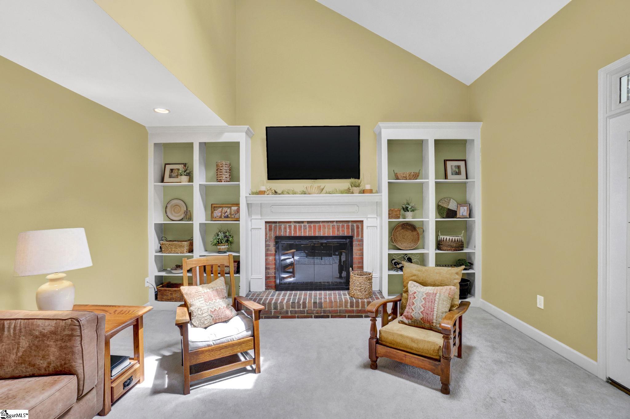 213 Winter Brook Lane Simpsonville, SC 29681