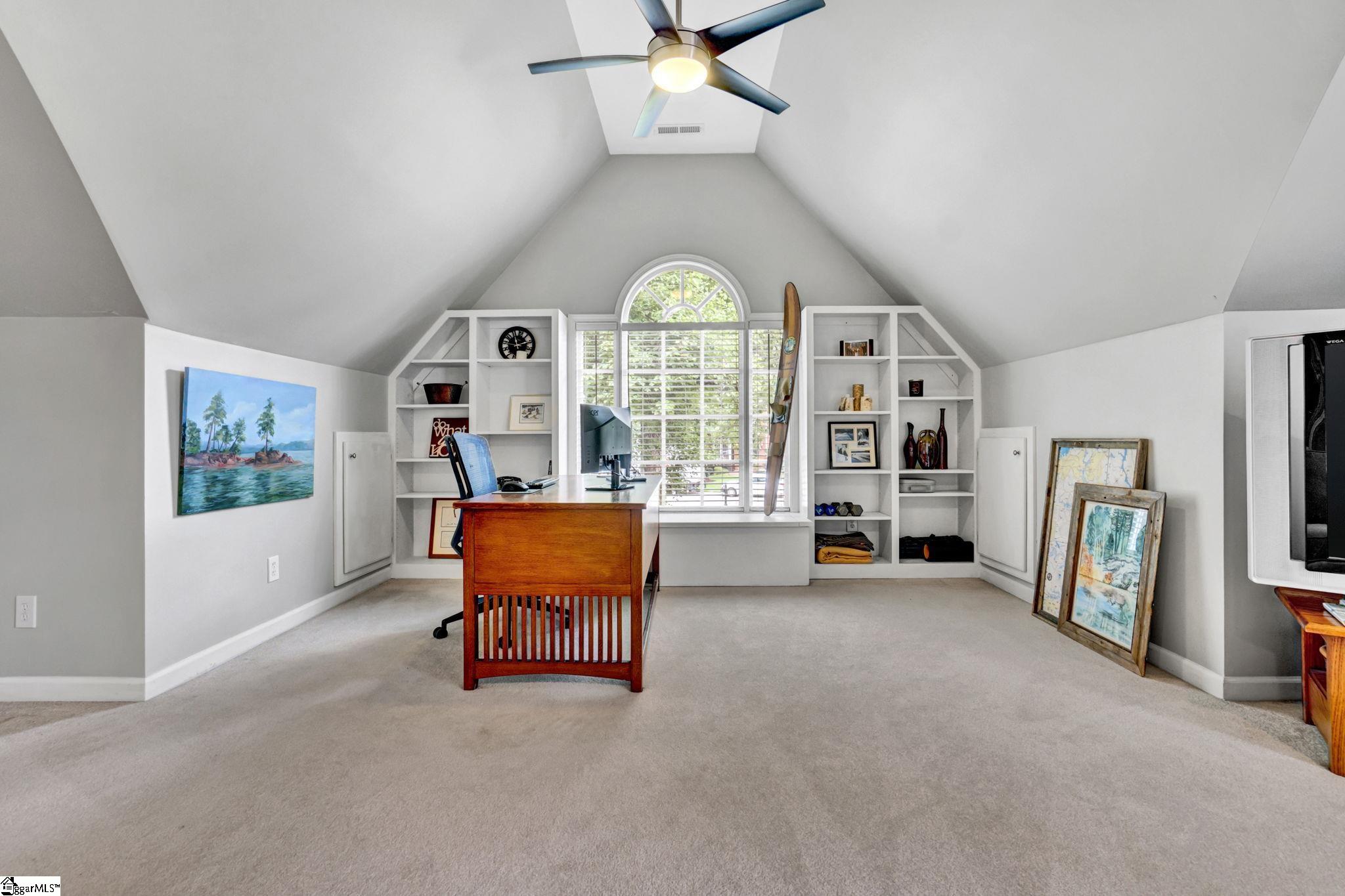 213 Winter Brook Lane Simpsonville, SC 29681