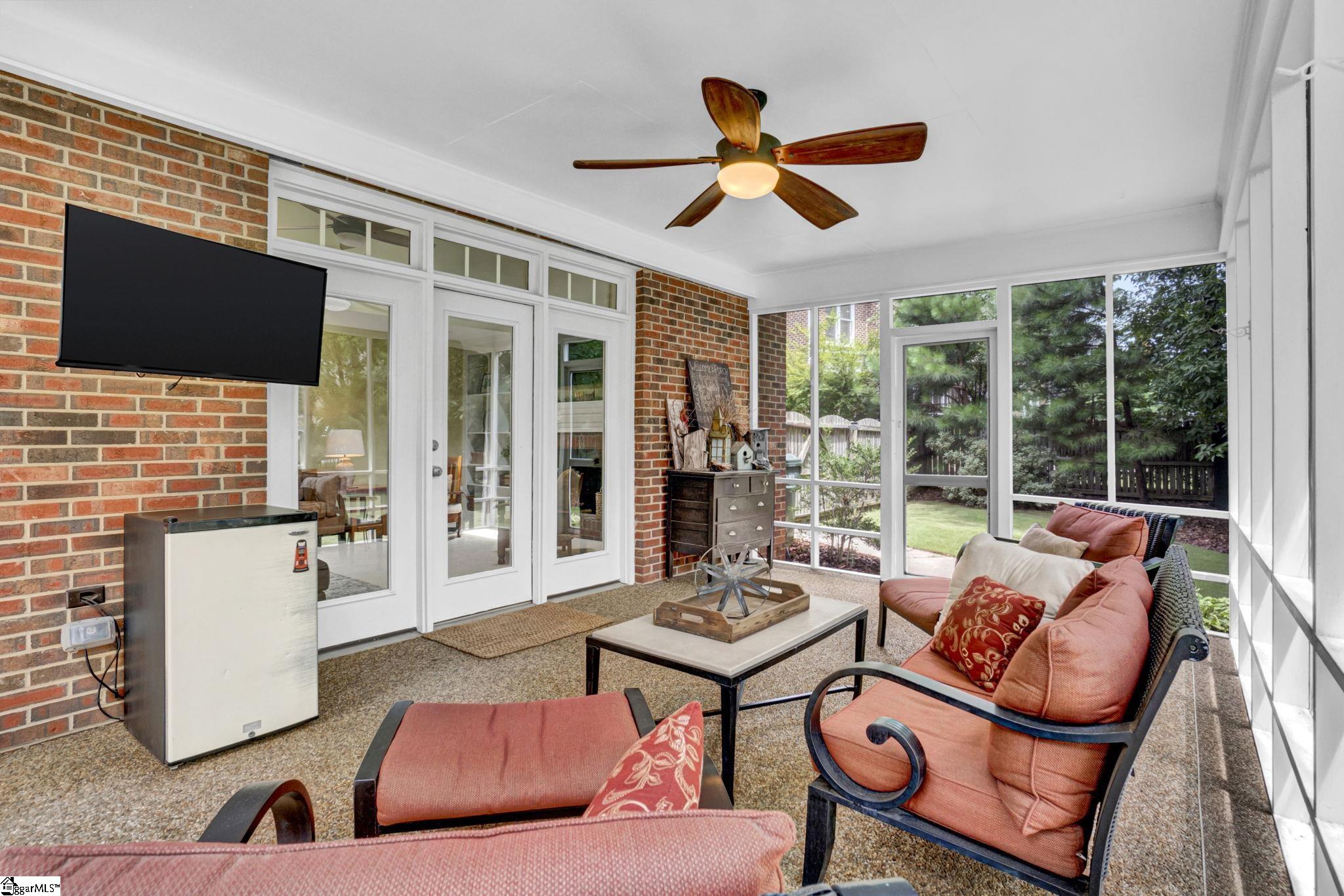 213 Winter Brook Lane Simpsonville, SC 29681