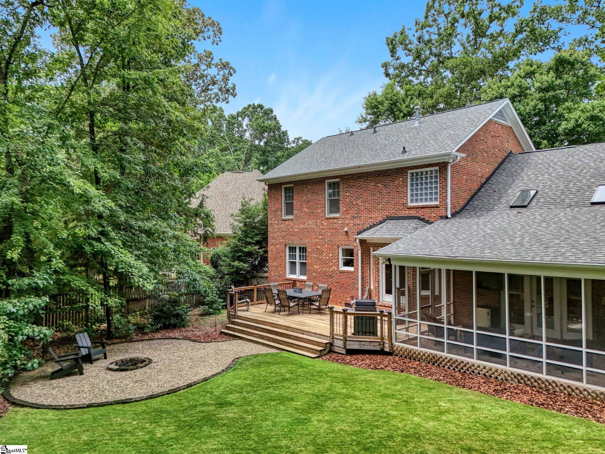 213 Winter Brook Lane Simpsonville, SC 29681