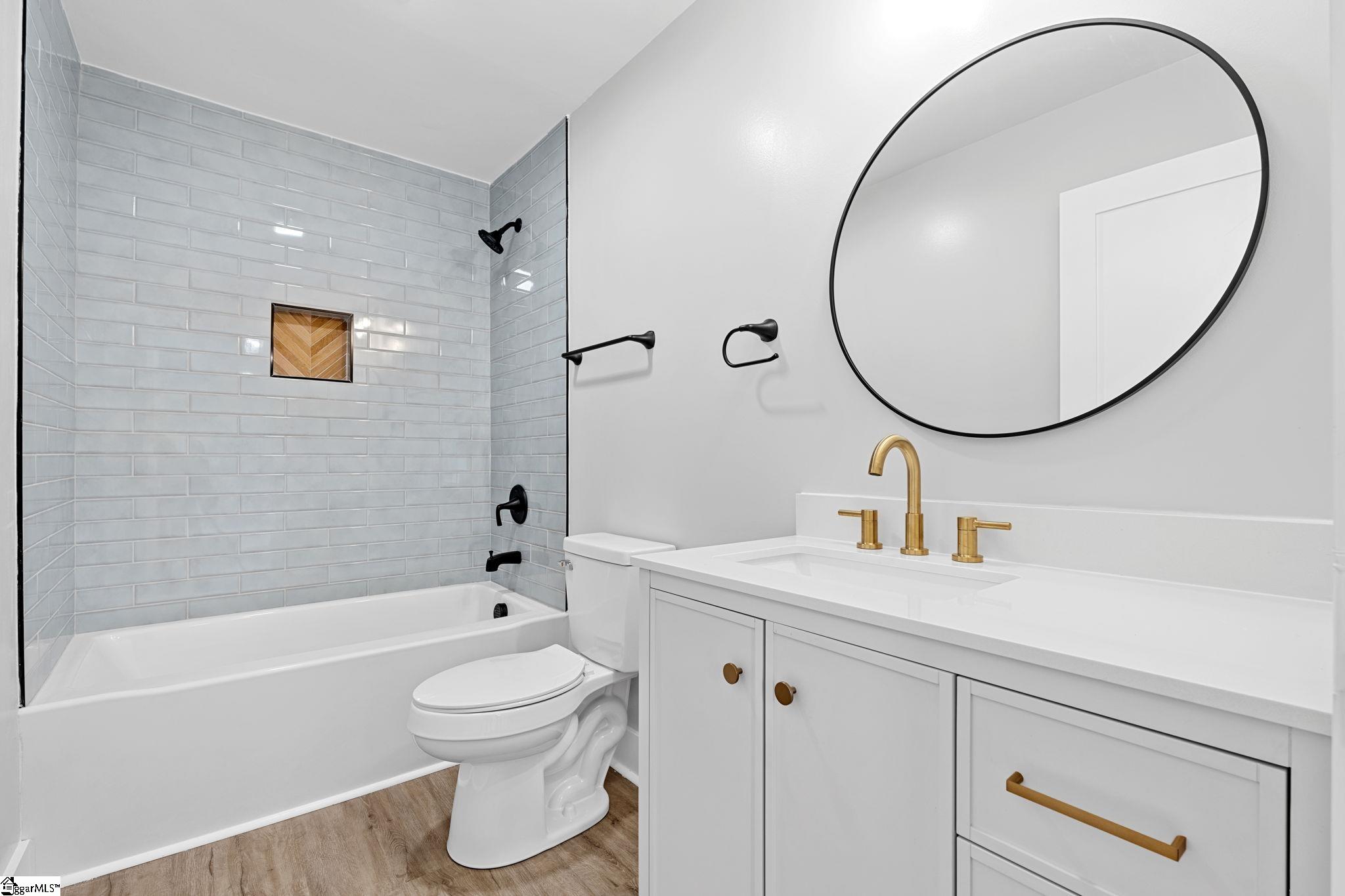 124 Edwards Circle Simpsonville, SC 29681