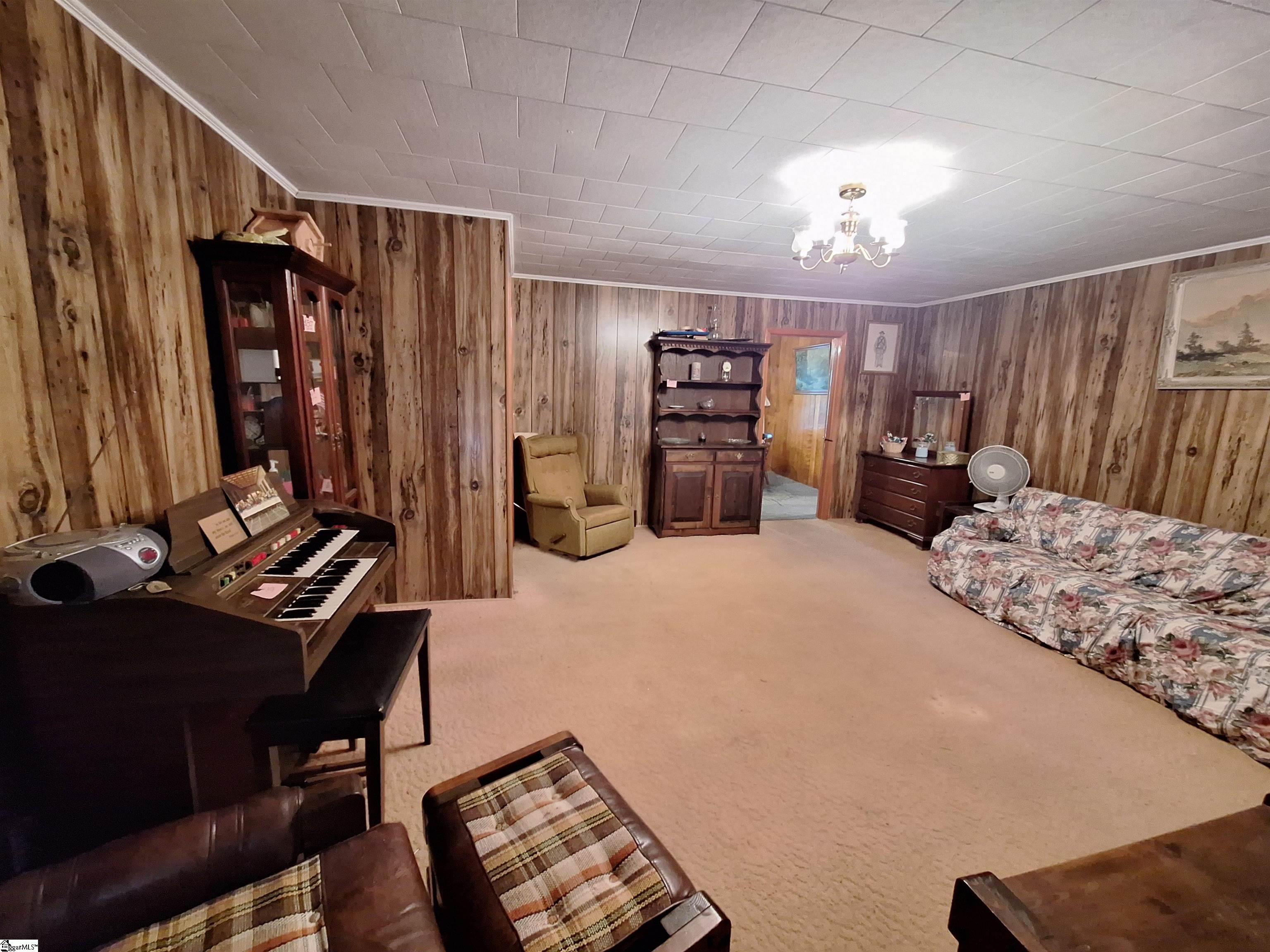 107 Pine Road Laurens, SC 29360