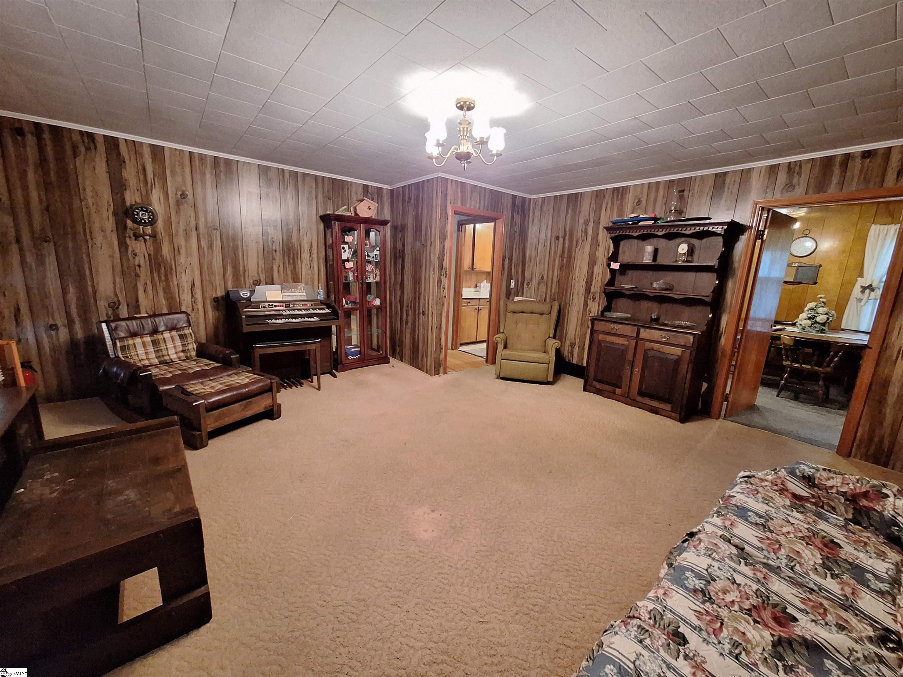 107 Pine Road Laurens, SC 29360