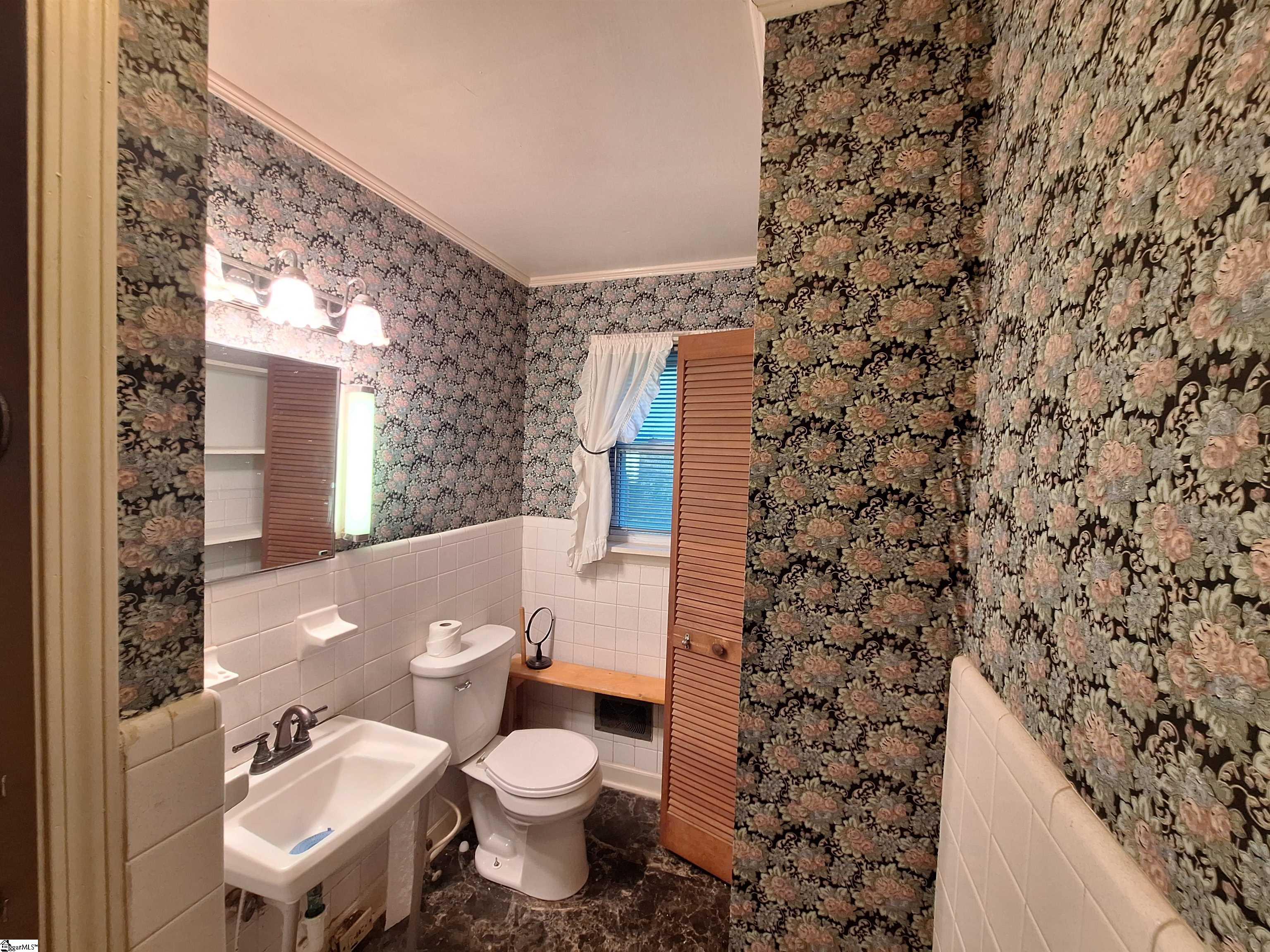 107 Pine Road Laurens, SC 29360