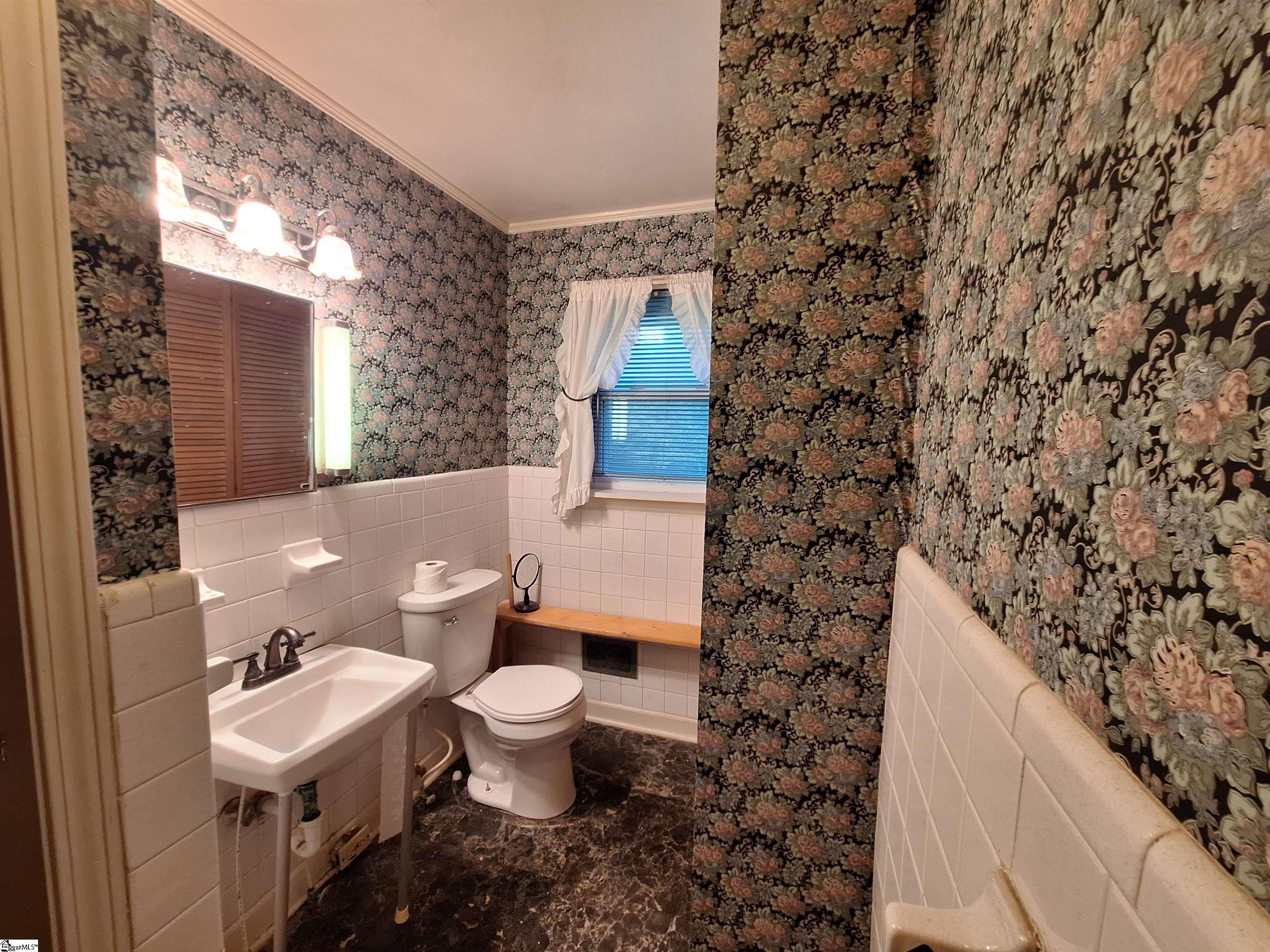 107 Pine Road Laurens, SC 29360