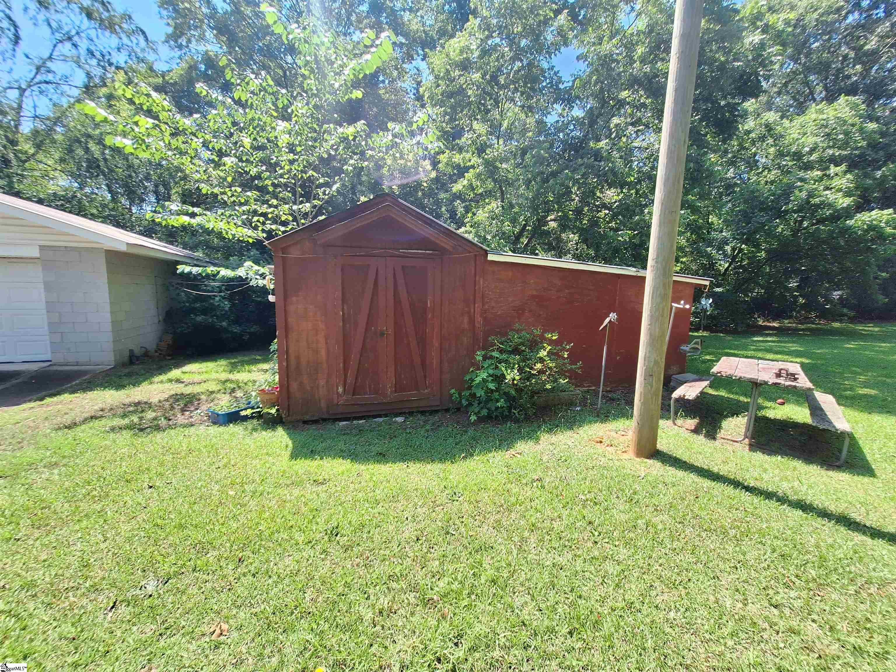 107 Pine Road Laurens, SC 29360