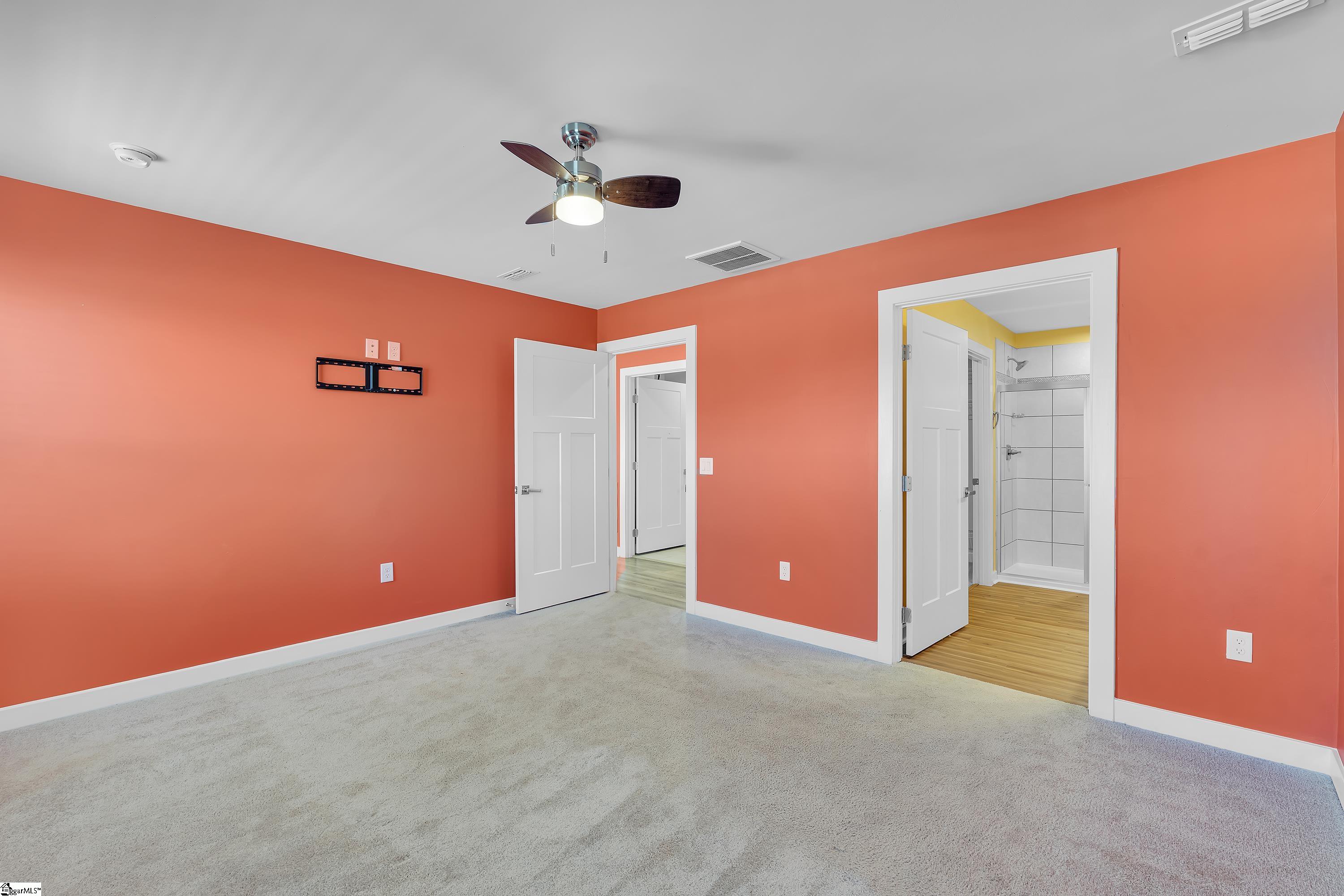 2082 Wexley Drive Spartanburg, SC 29316