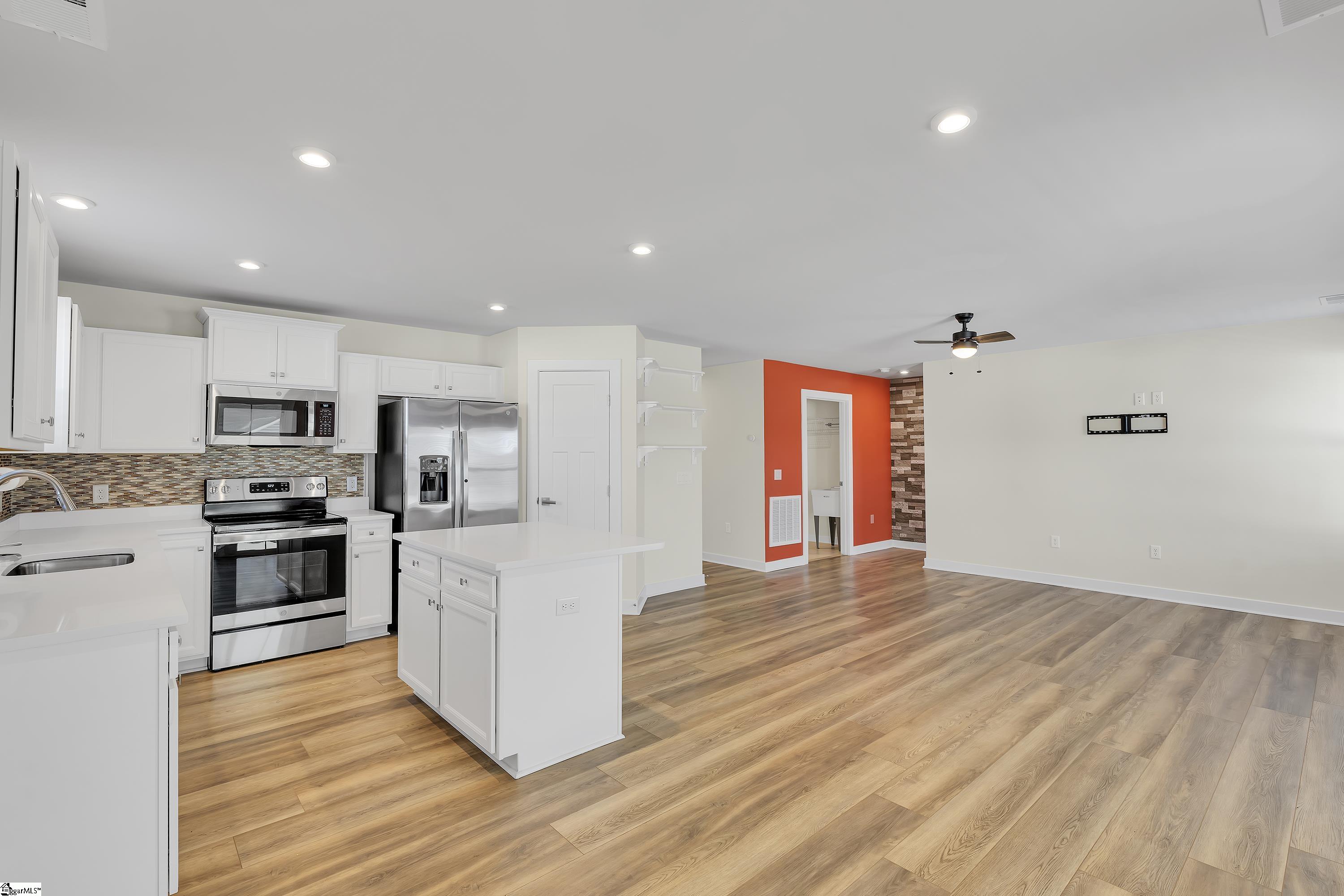 2082 Wexley Drive Spartanburg, SC 29316