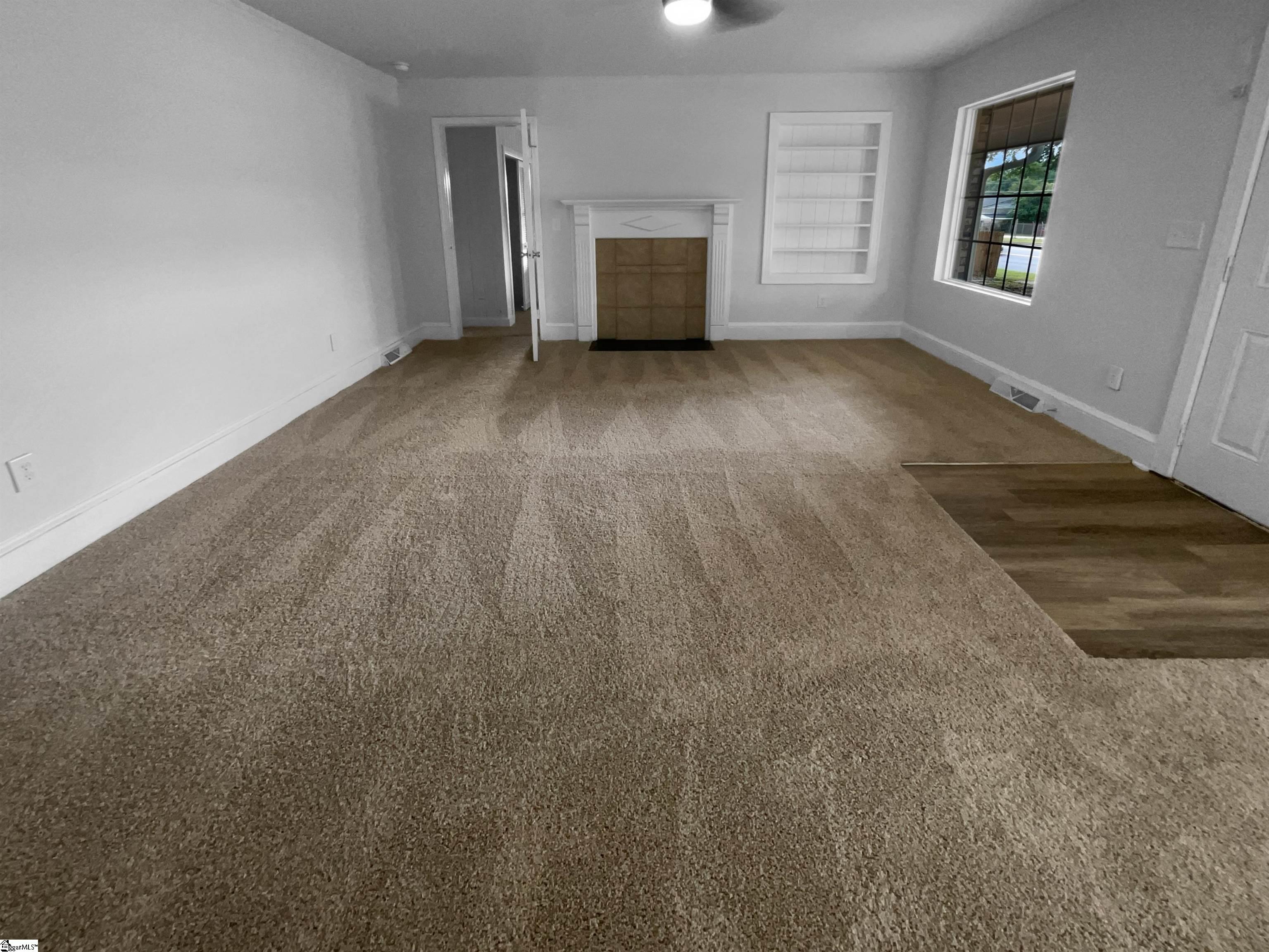 2375 S Pine Street Spartanburg, SC 29302