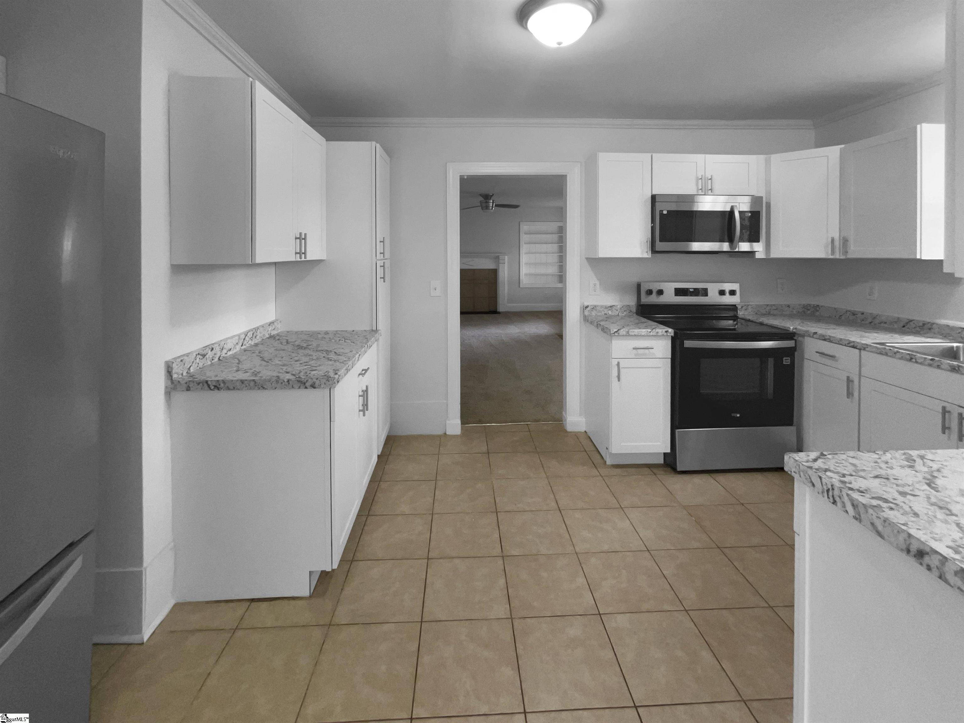 2375 S Pine Street Spartanburg, SC 29302