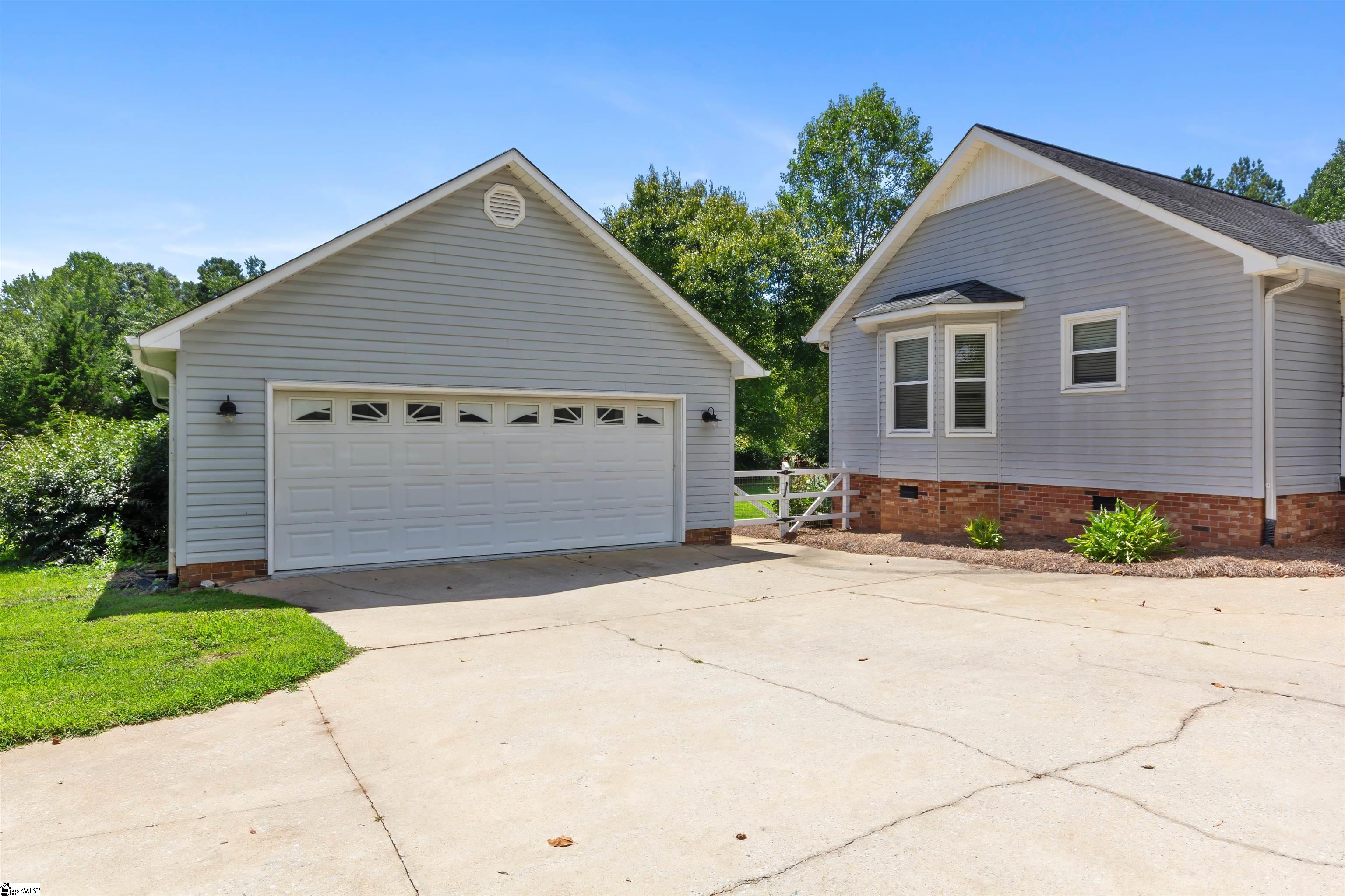 291 Gum Springs Road Taylors, SC 29687
