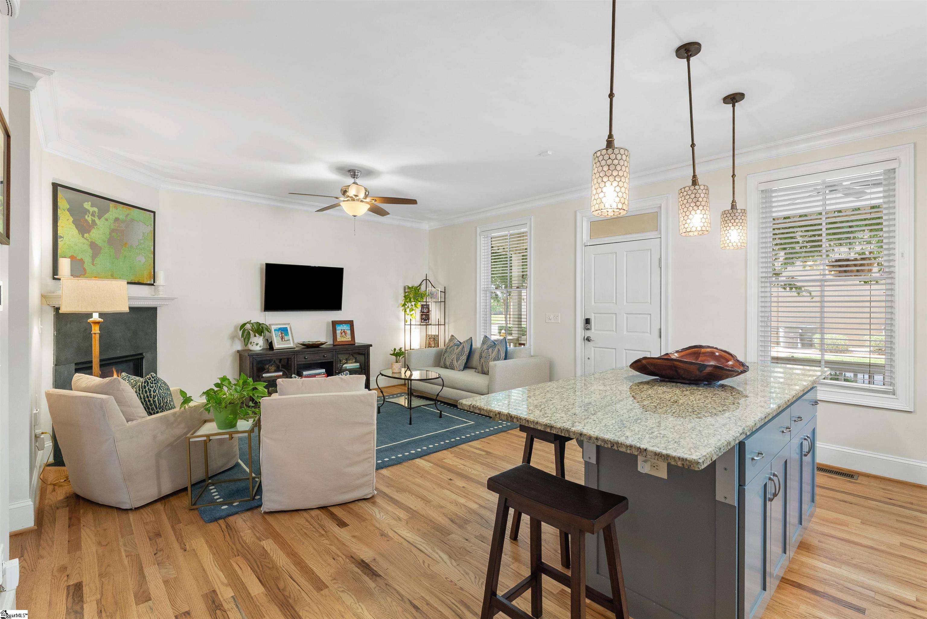 4 Asbury Avenue Greenville, SC 29601