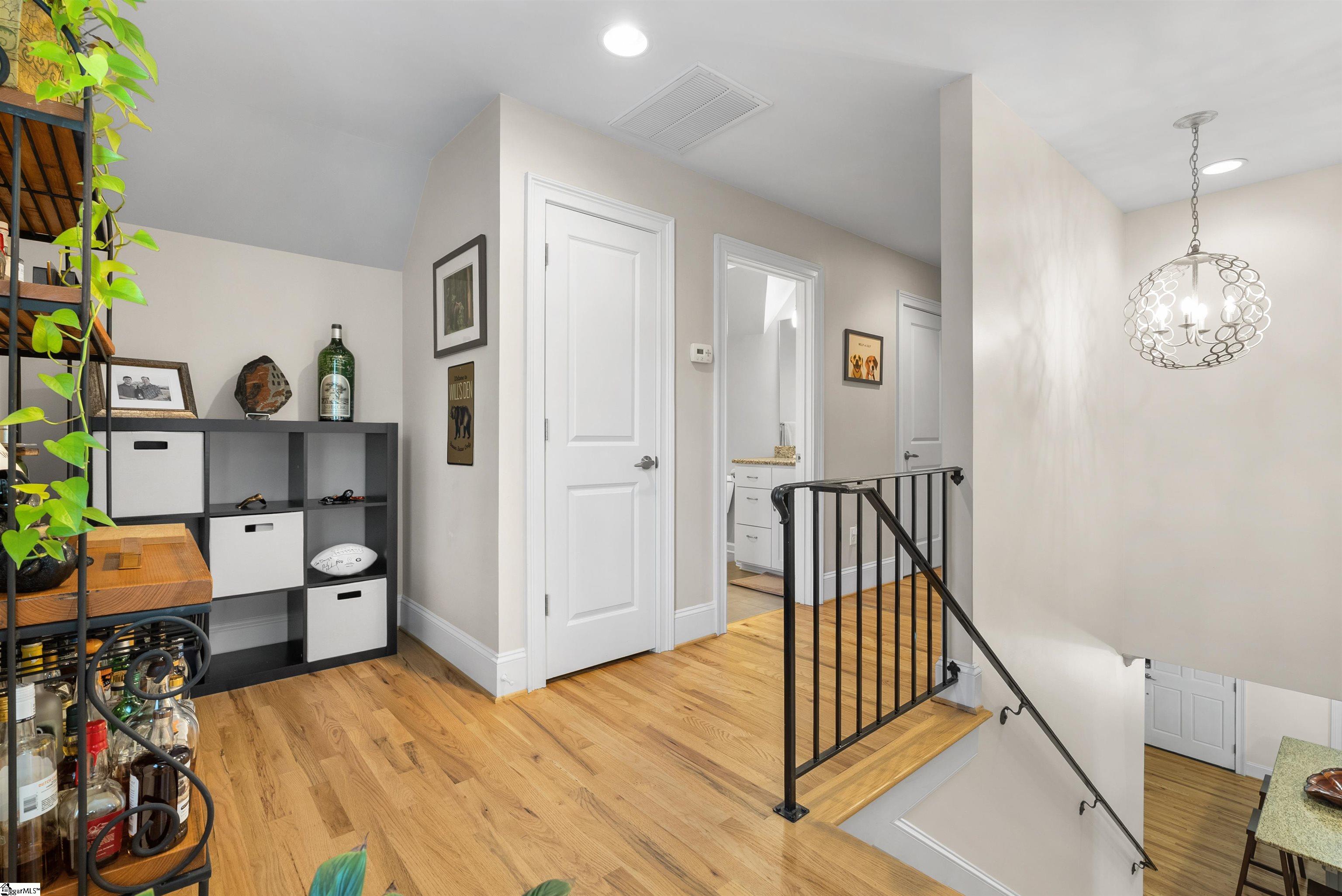 4 Asbury Avenue Greenville, SC 29601