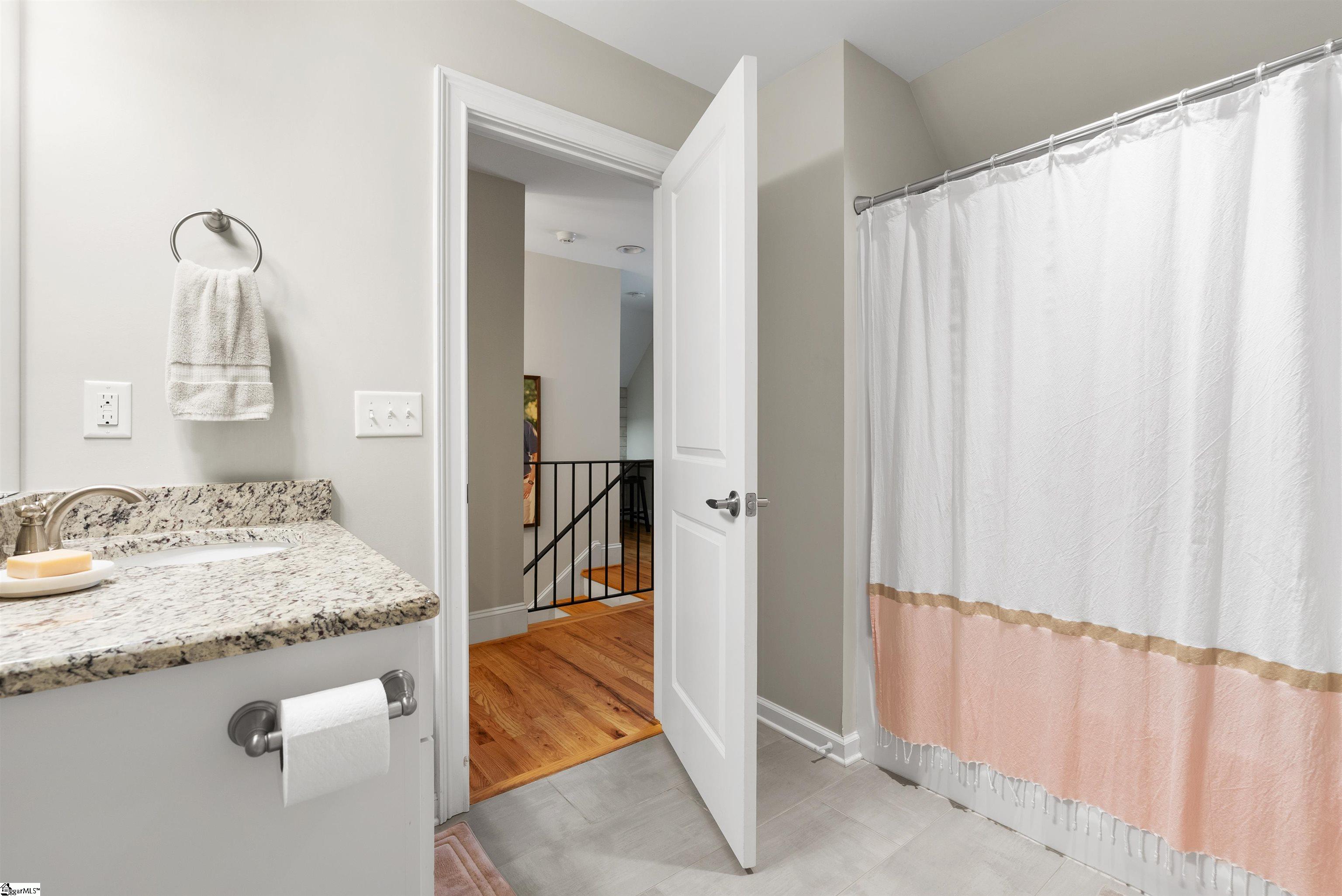 4 Asbury Avenue Greenville, SC 29601