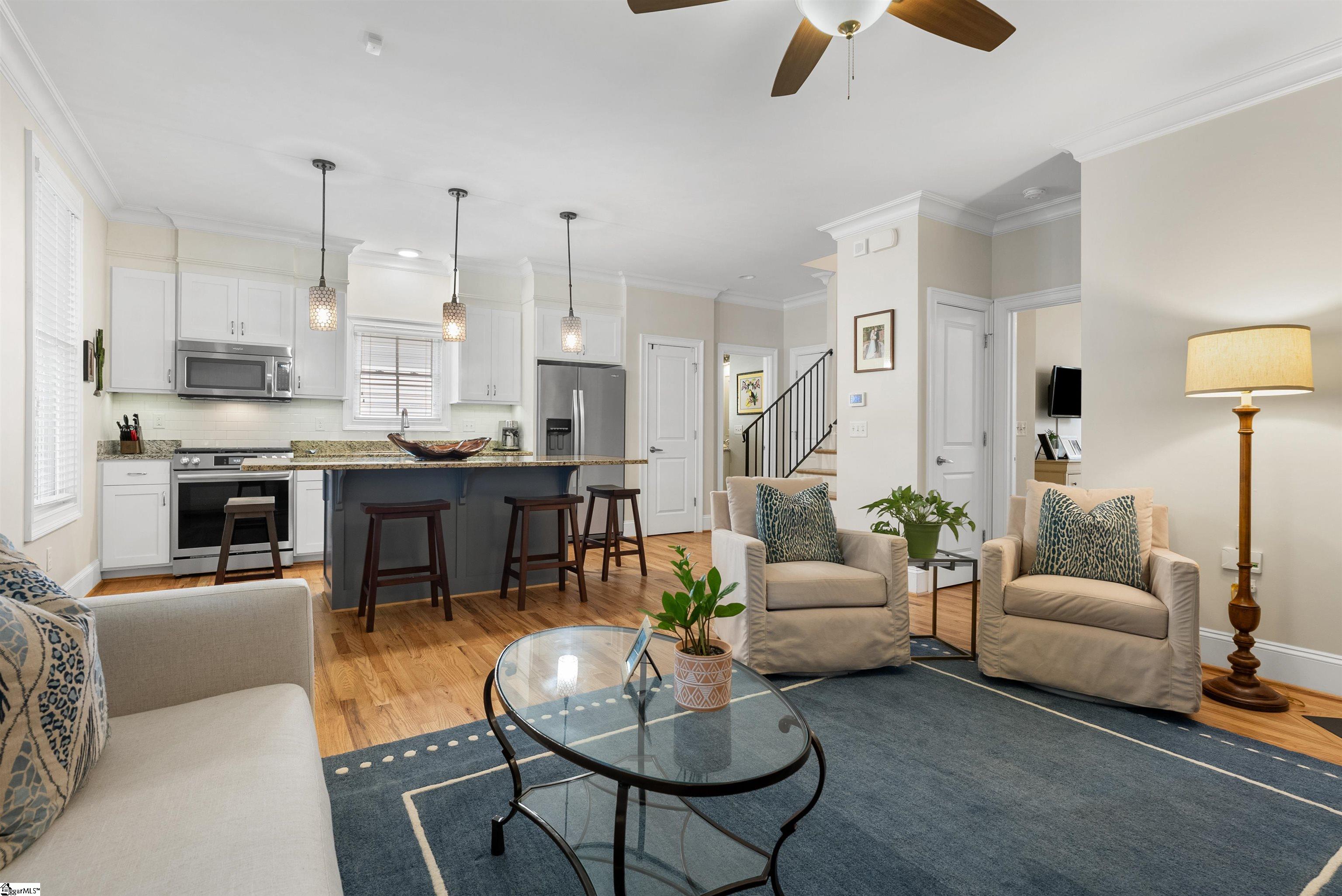 4 Asbury Avenue Greenville, SC 29601