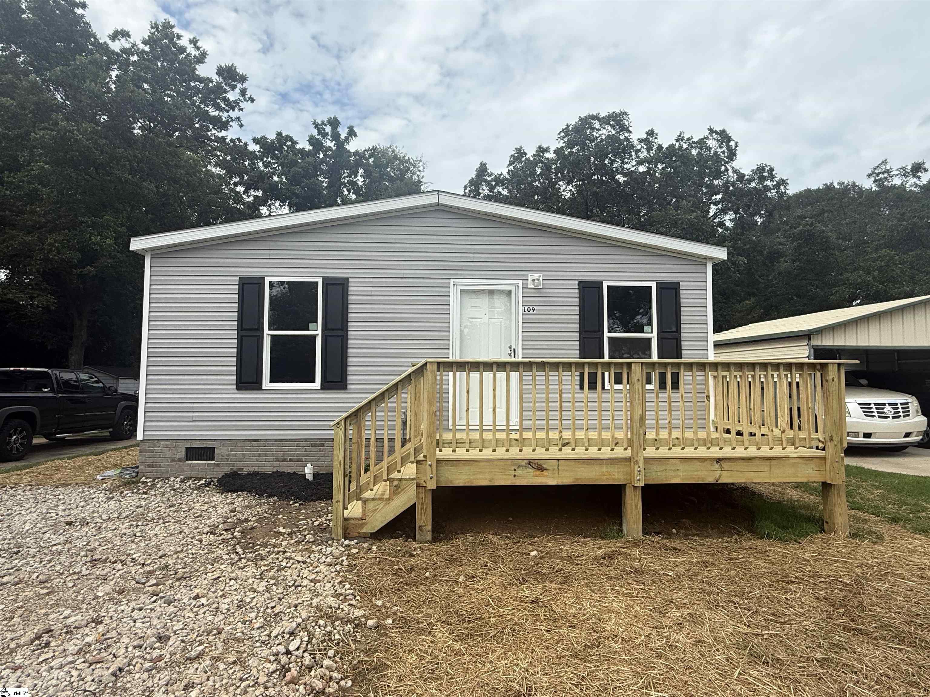 109 Crosby Street Gaffney, SC 29340