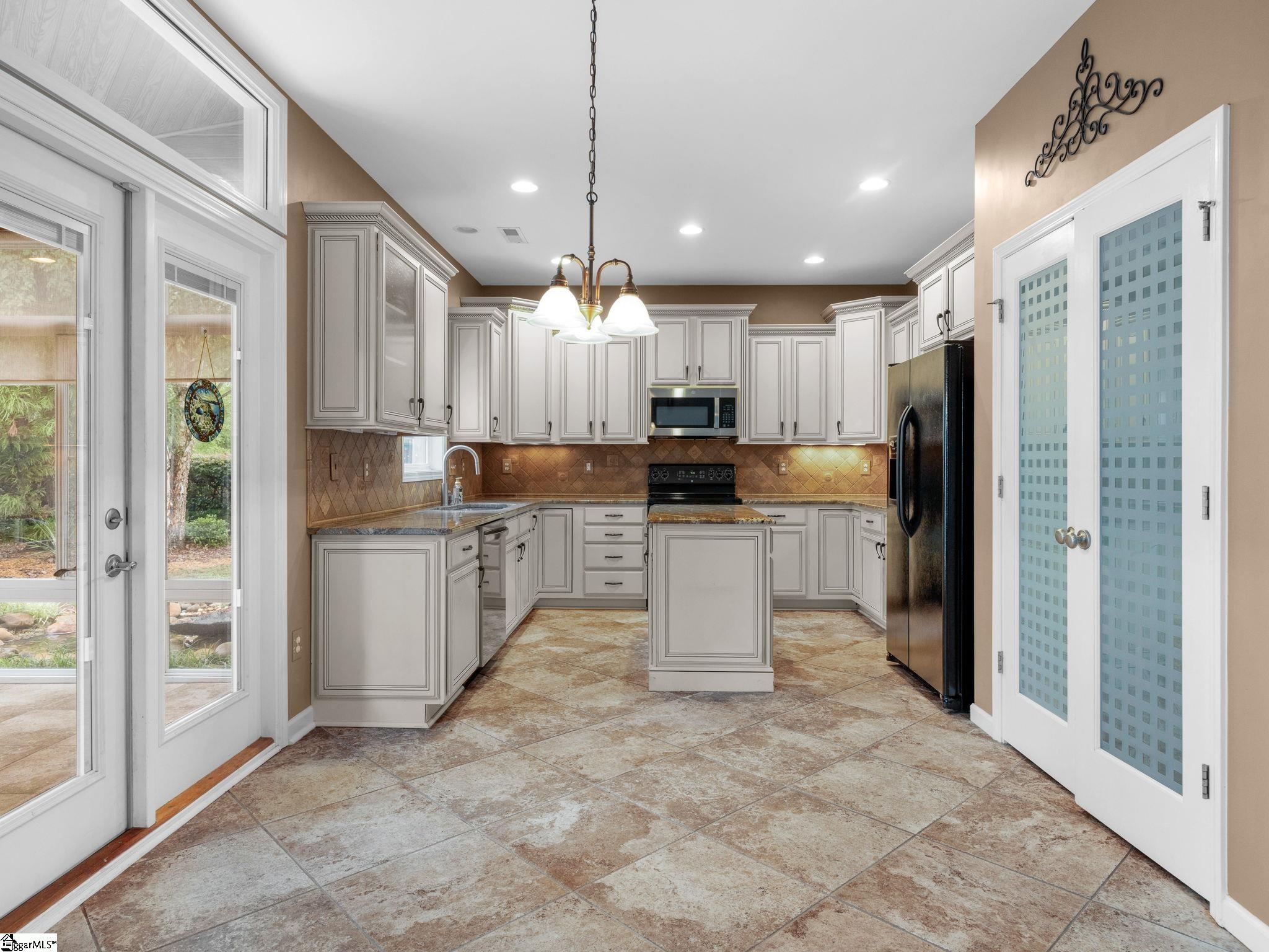 43 Hurshfield Court Taylors, SC 29687