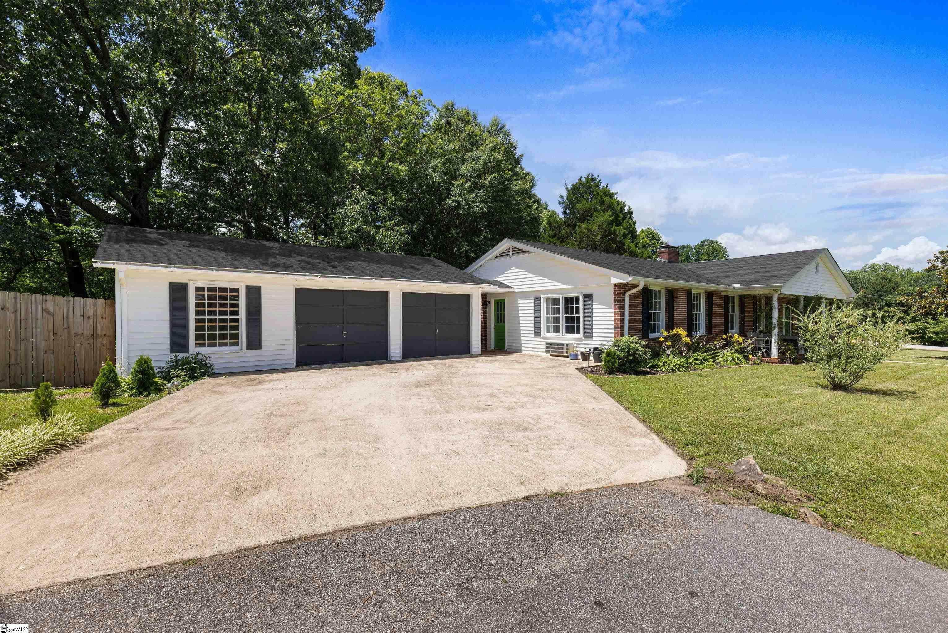 300 Beaufort Street Greenville, SC 29615