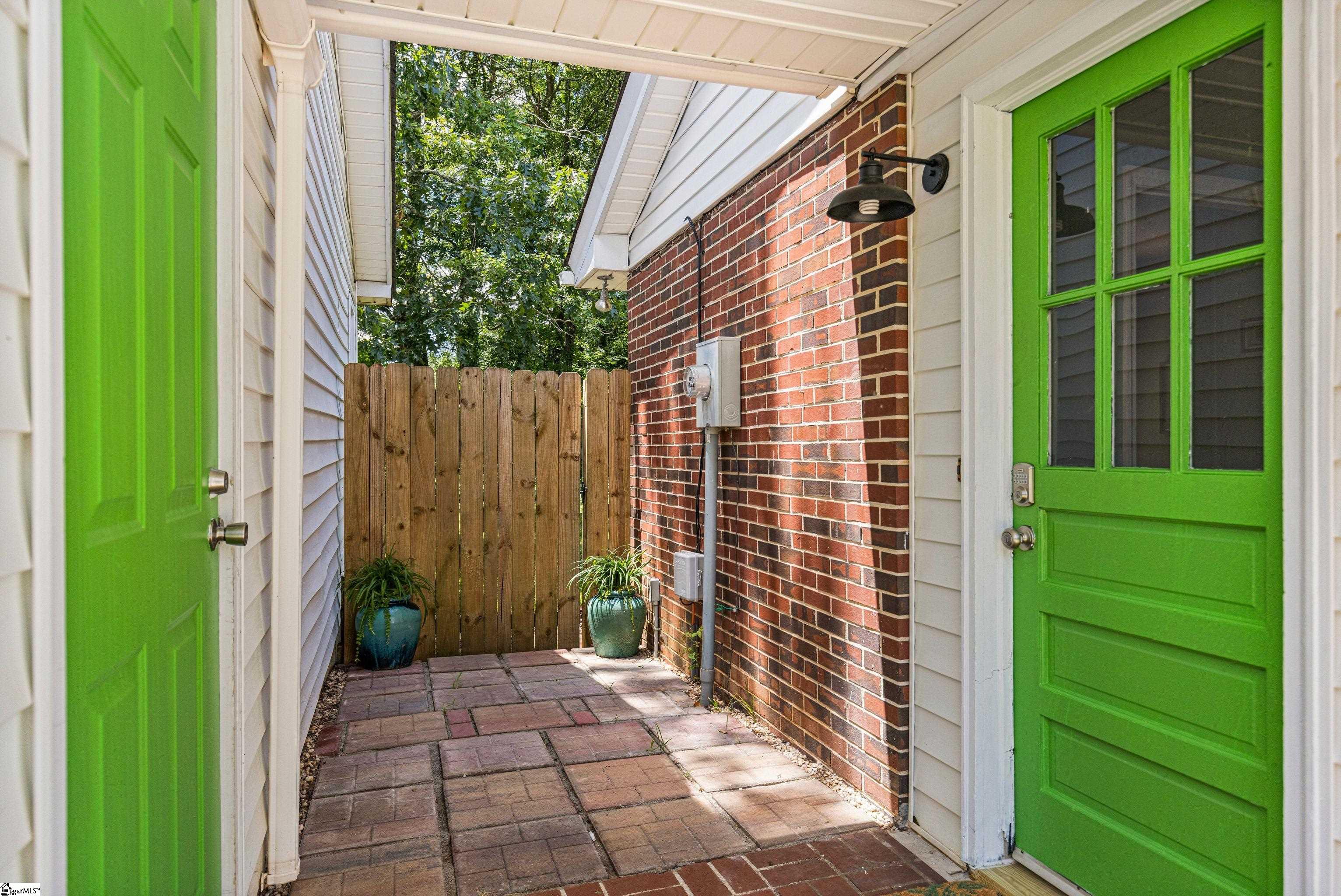 300 Beaufort Street Greenville, SC 29615