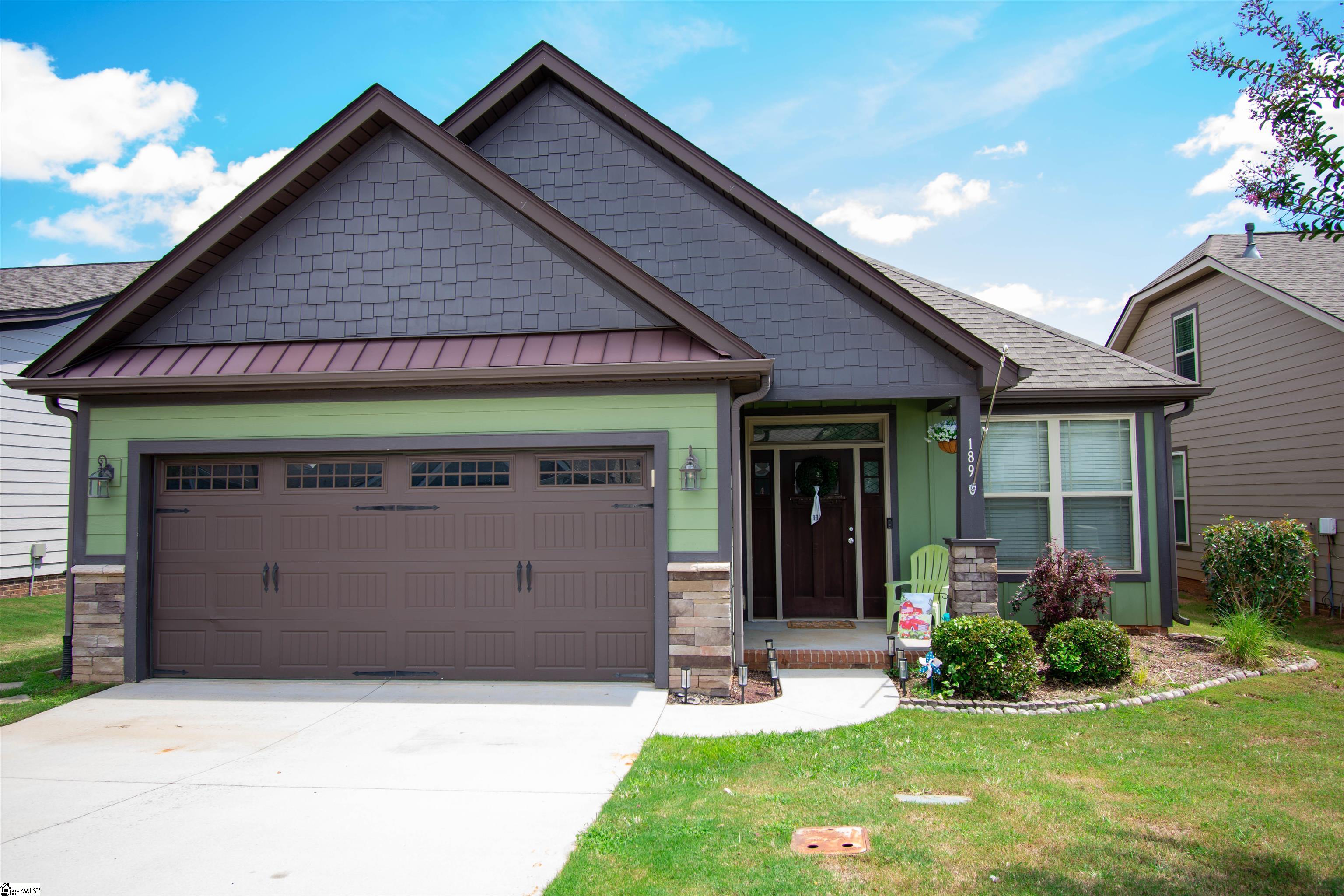 189 Bur Oak Drive Taylors, SC 29687