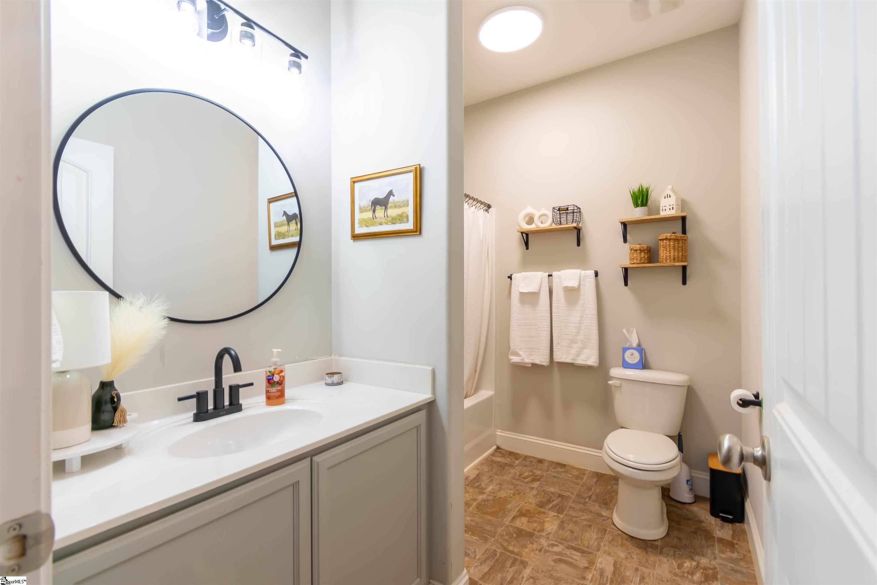 189 Bur Oak Drive Taylors, SC 29687