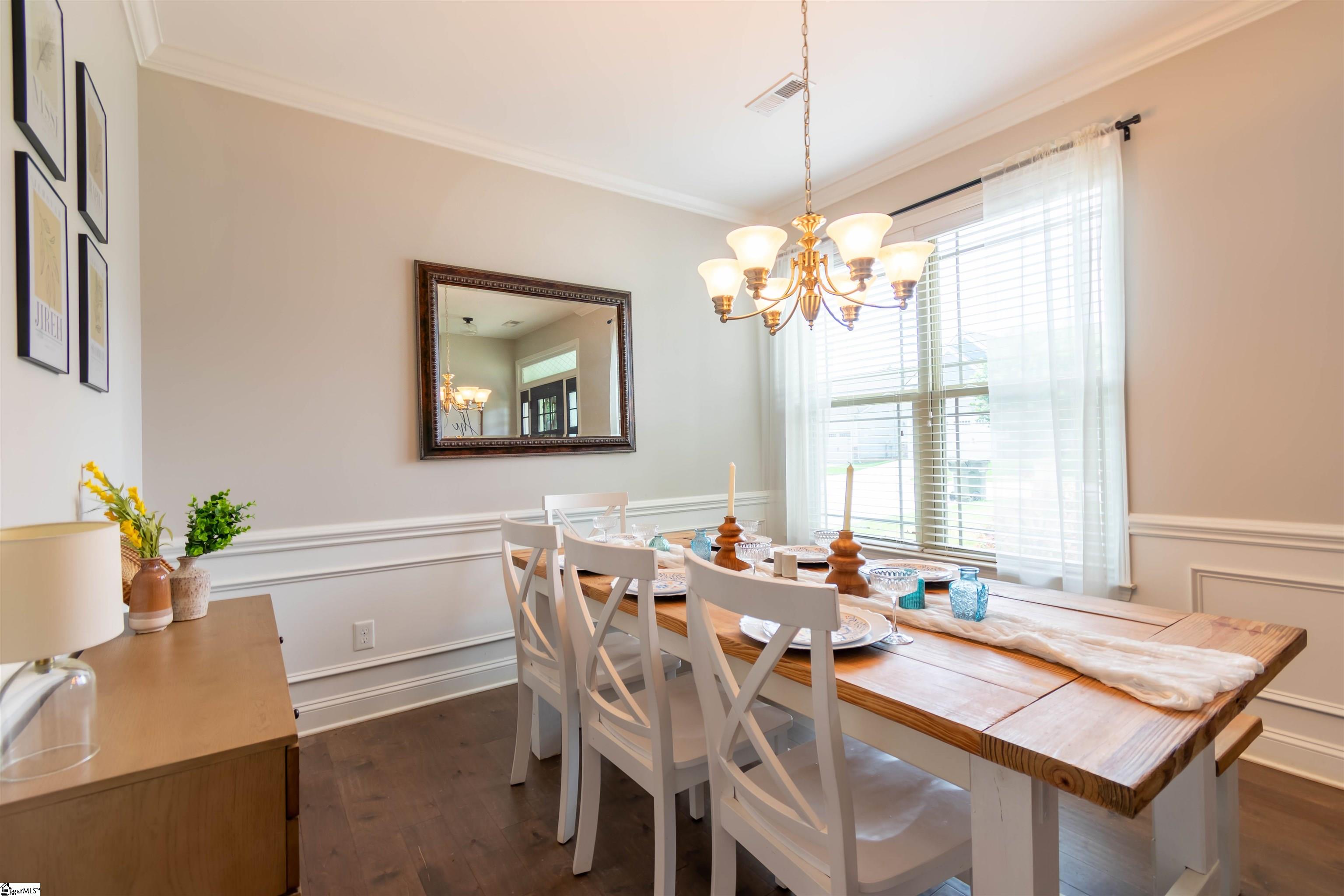 189 Bur Oak Drive Taylors, SC 29687