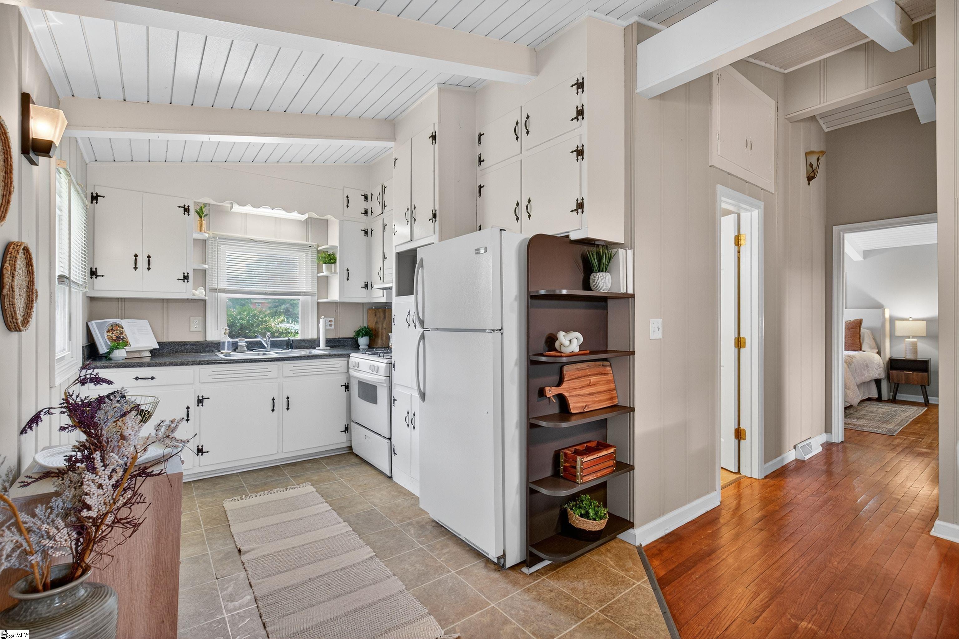 200 Hipps Avenue Simpsonville, SC 29681