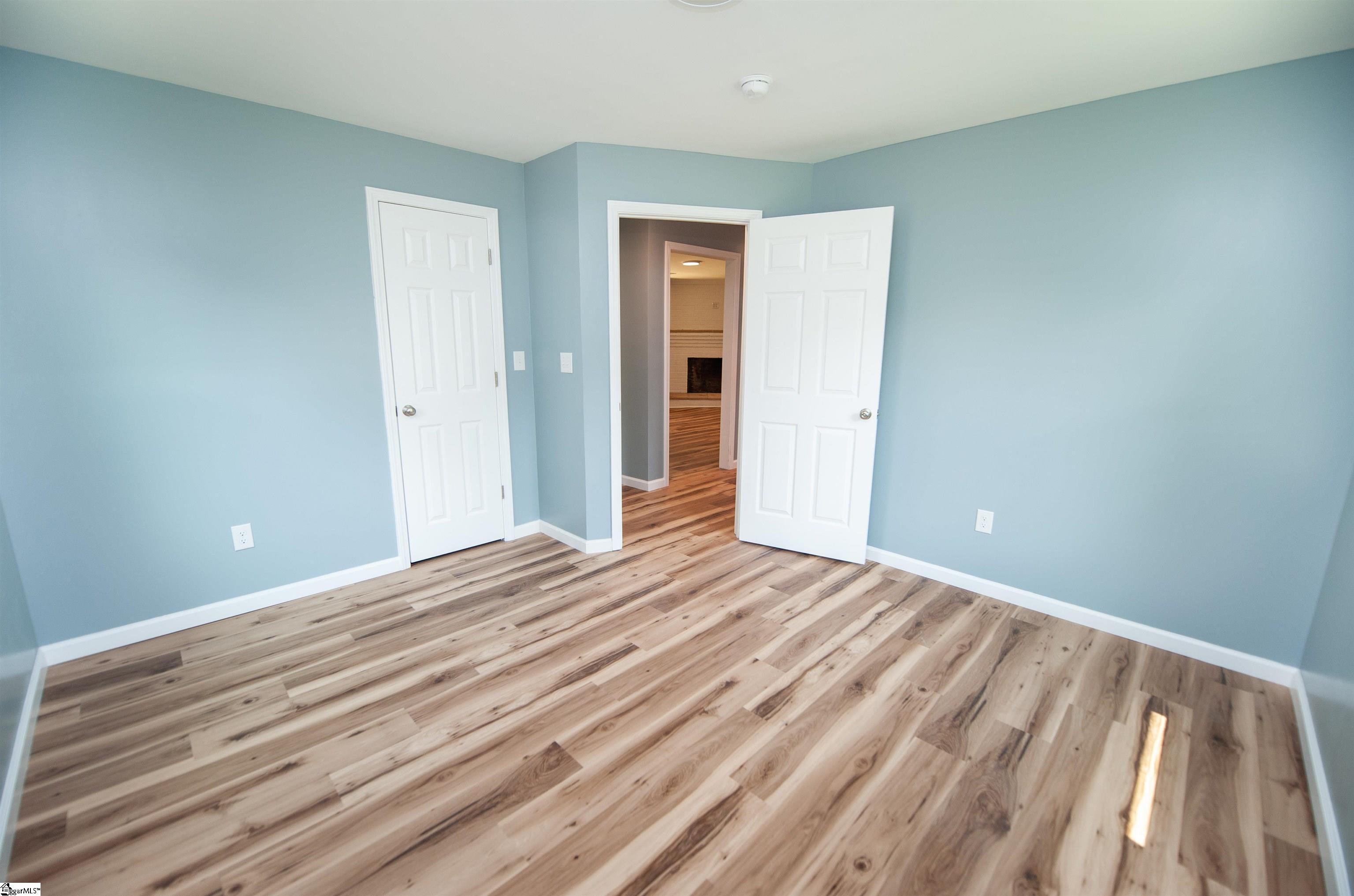 113 Oakleaf Drive Landrum, SC 29356-1710