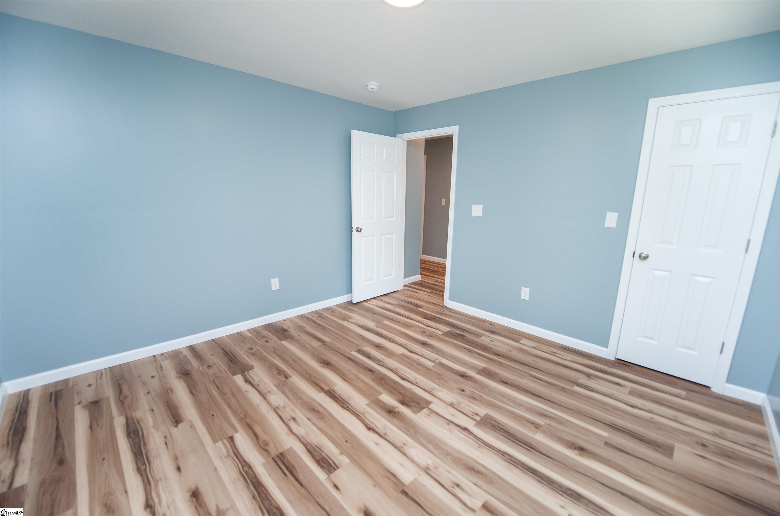 113 Oakleaf Drive Landrum, SC 29356-1710
