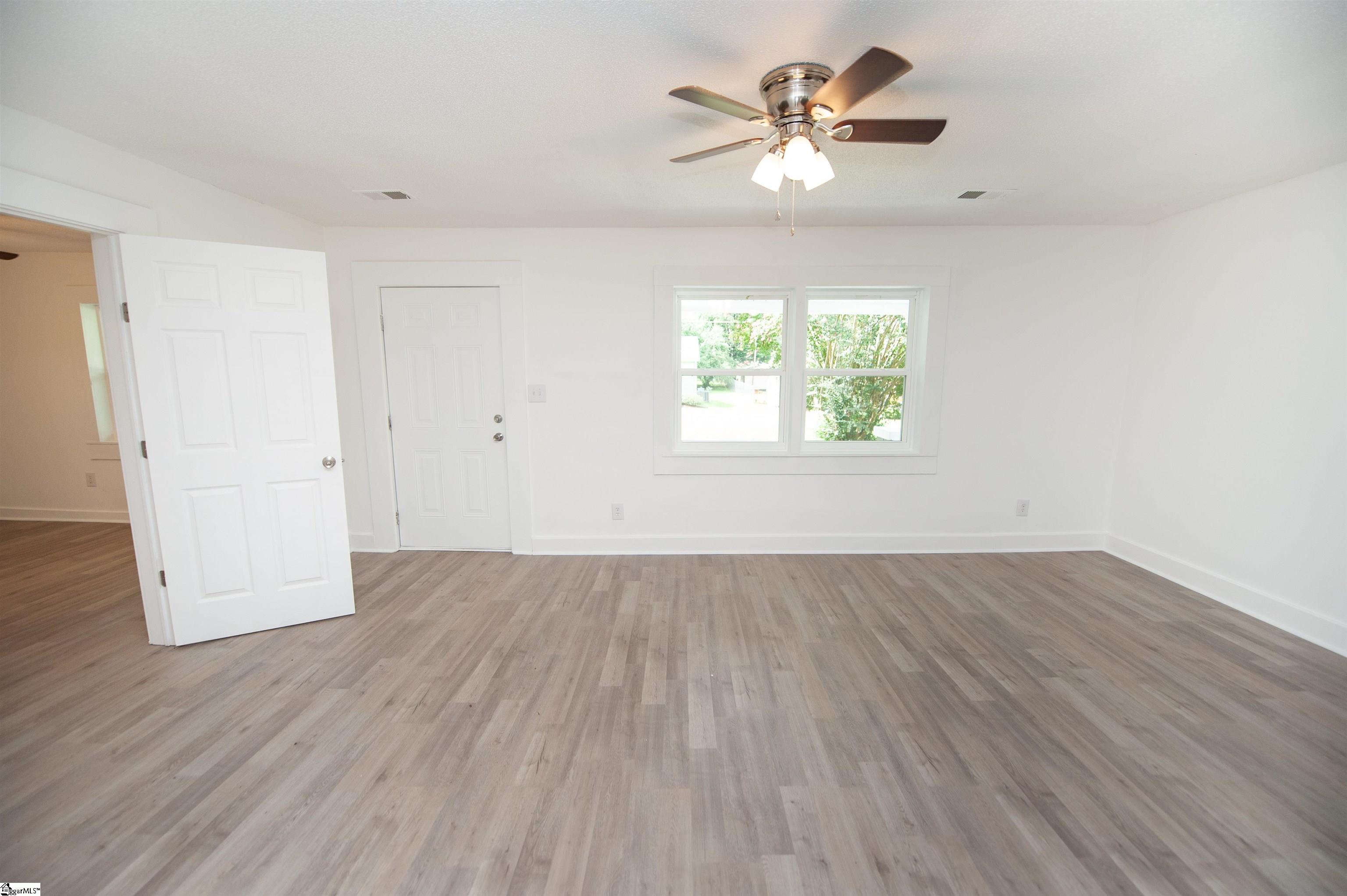 41 Gosnell Avenue Inman, SC 29349