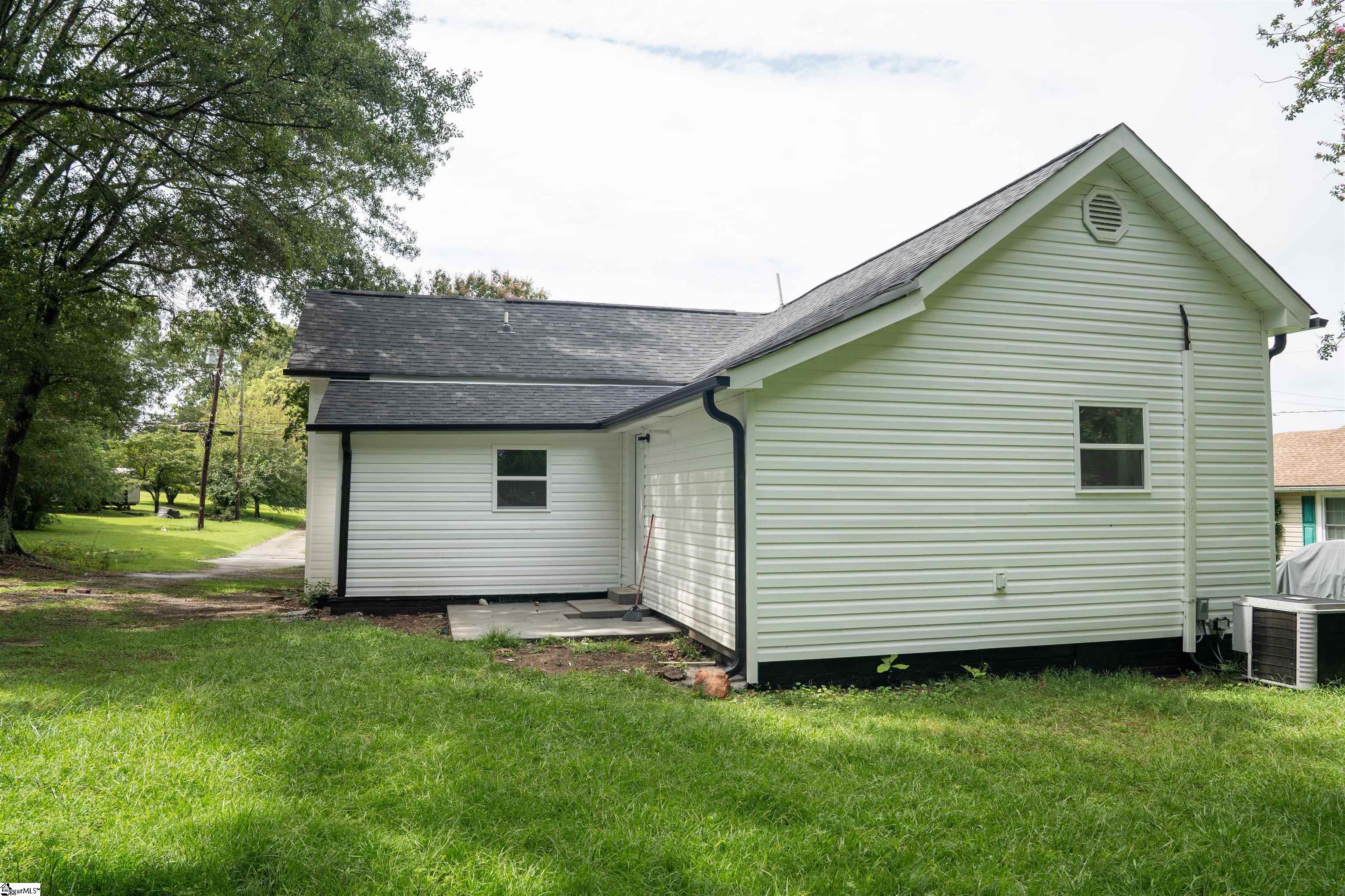 41 Gosnell Avenue Inman, SC 29349