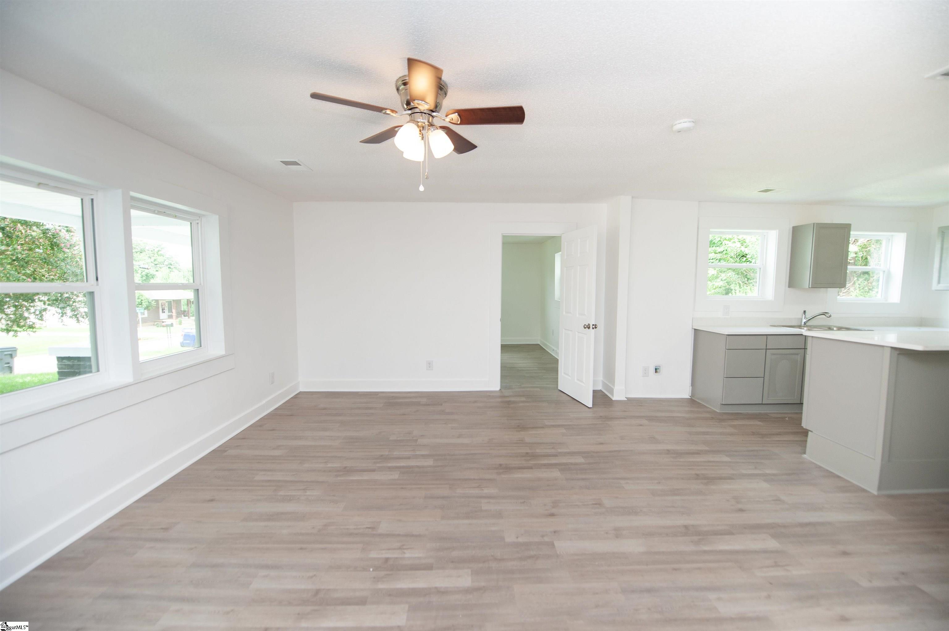 41 Gosnell Avenue Inman, SC 29349