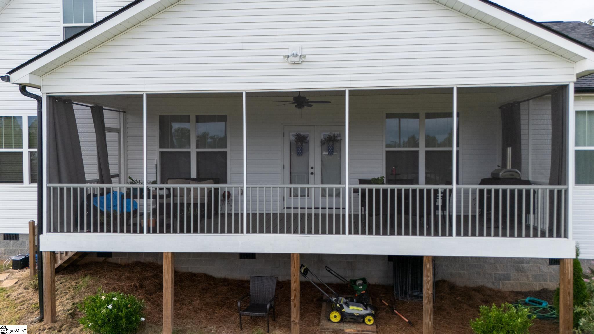 15 Marion Meadow Lane Travelers Rest, SC 29690