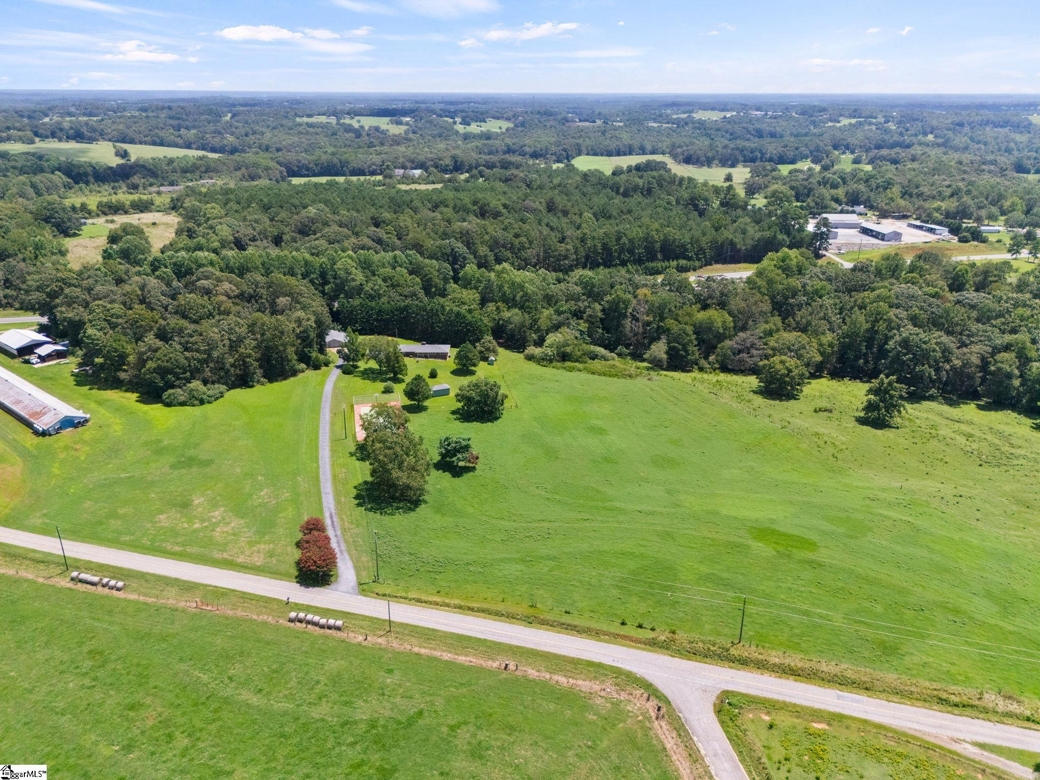 450 Englewood Drive Westminster, SC 29693