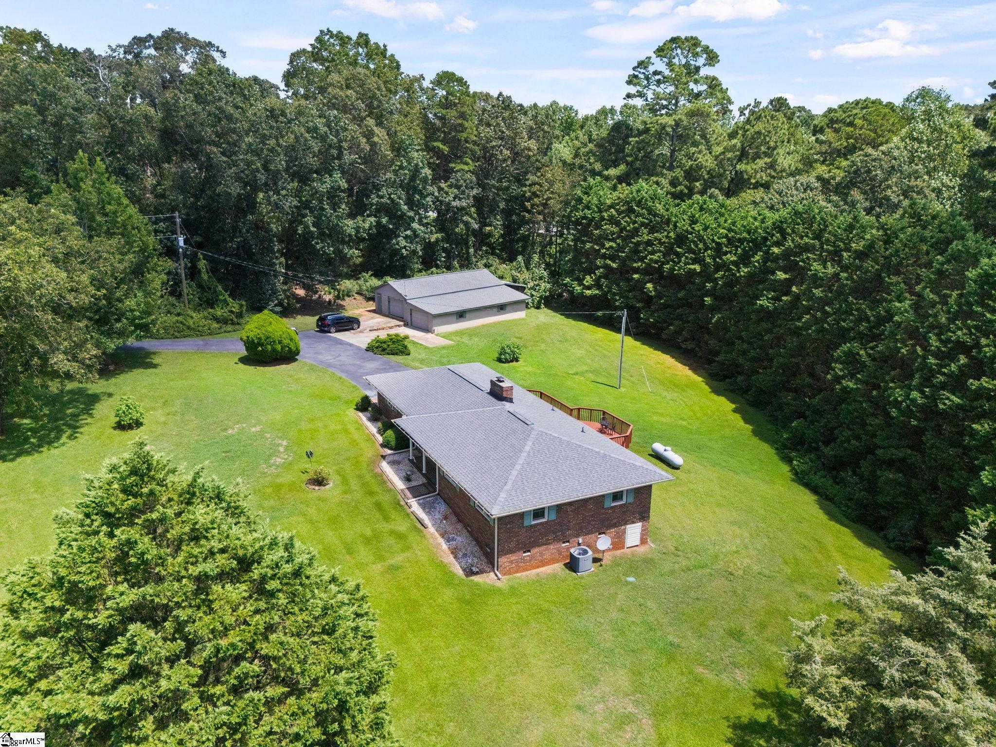 450 Englewood Drive Westminster, SC 29693