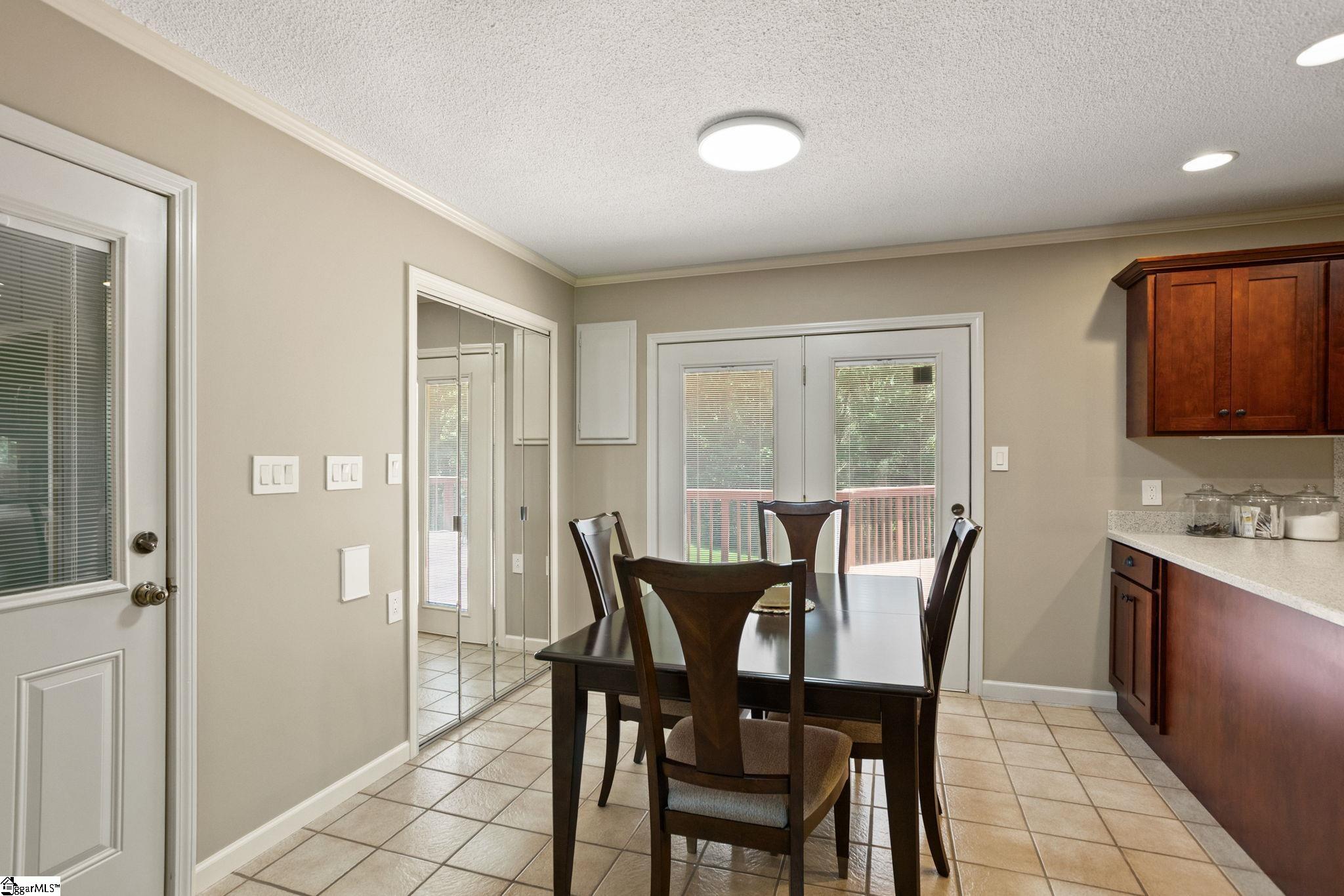 450 Englewood Drive Westminster, SC 29693