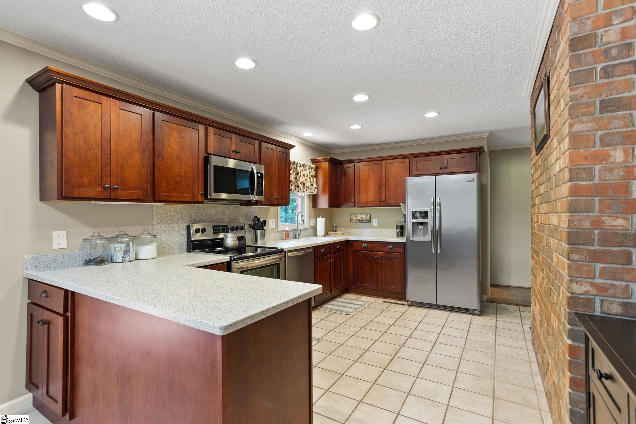 450 Englewood Drive Westminster, SC 29693