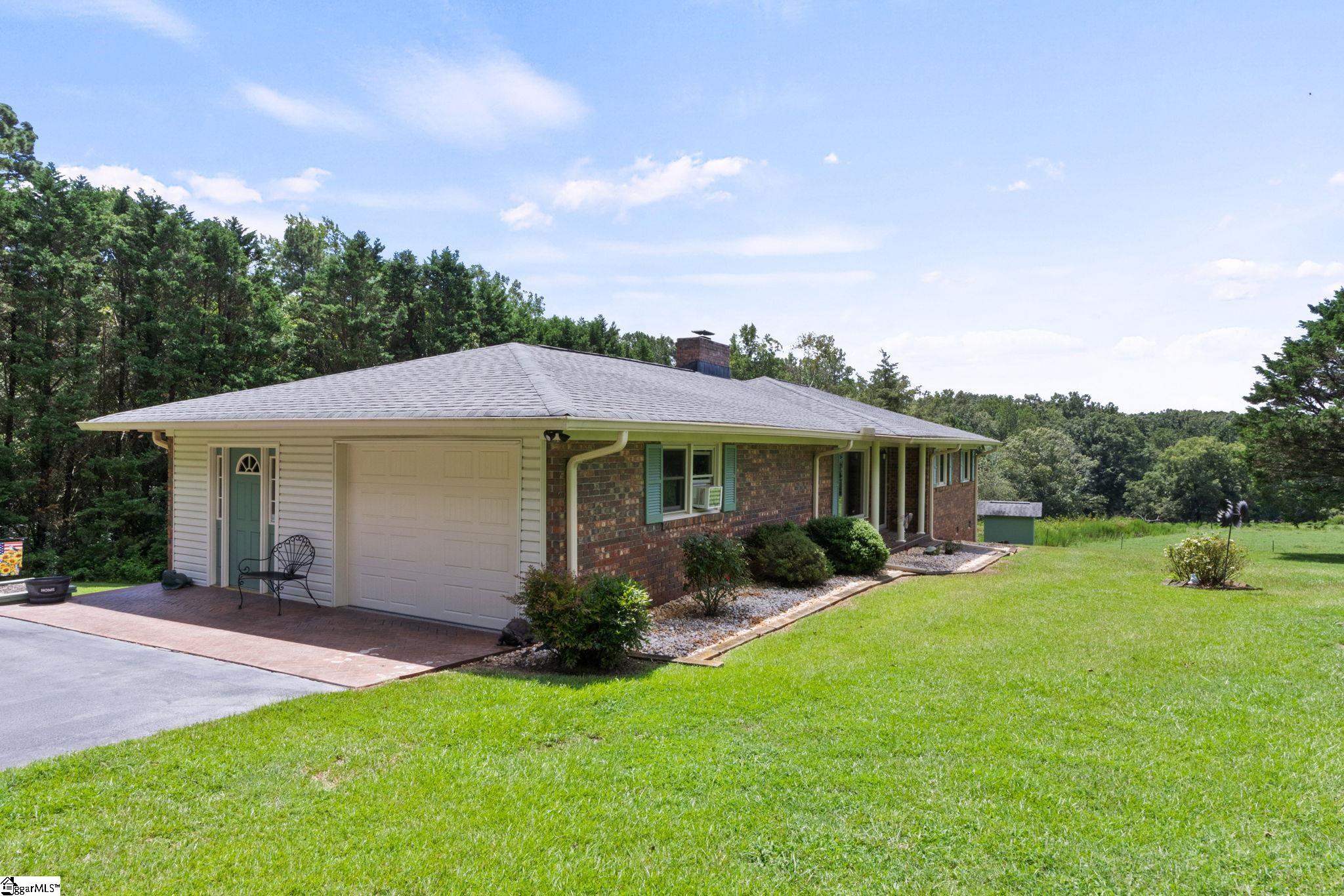450 Englewood Drive Westminster, SC 29693