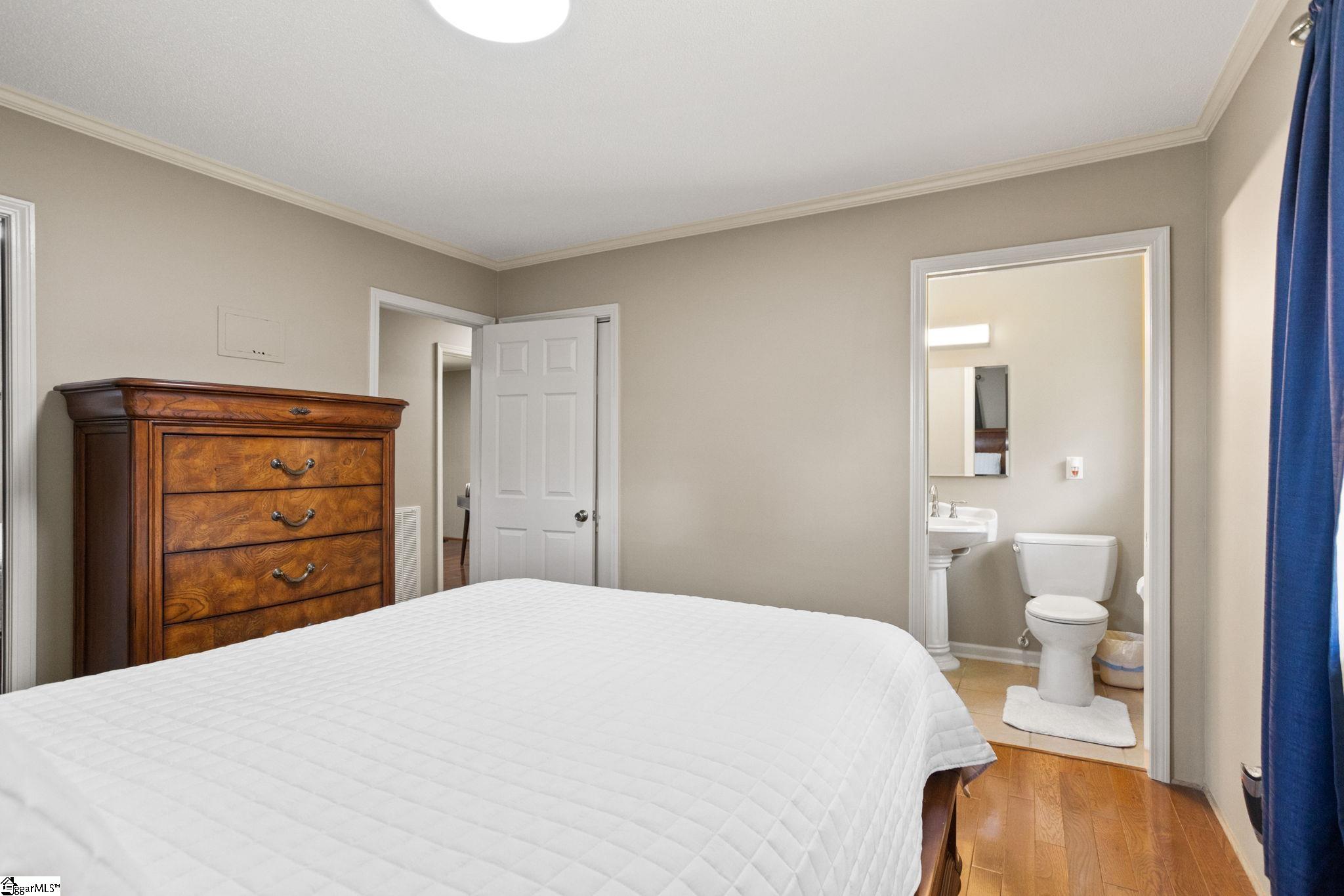 450 Englewood Drive Westminster, SC 29693