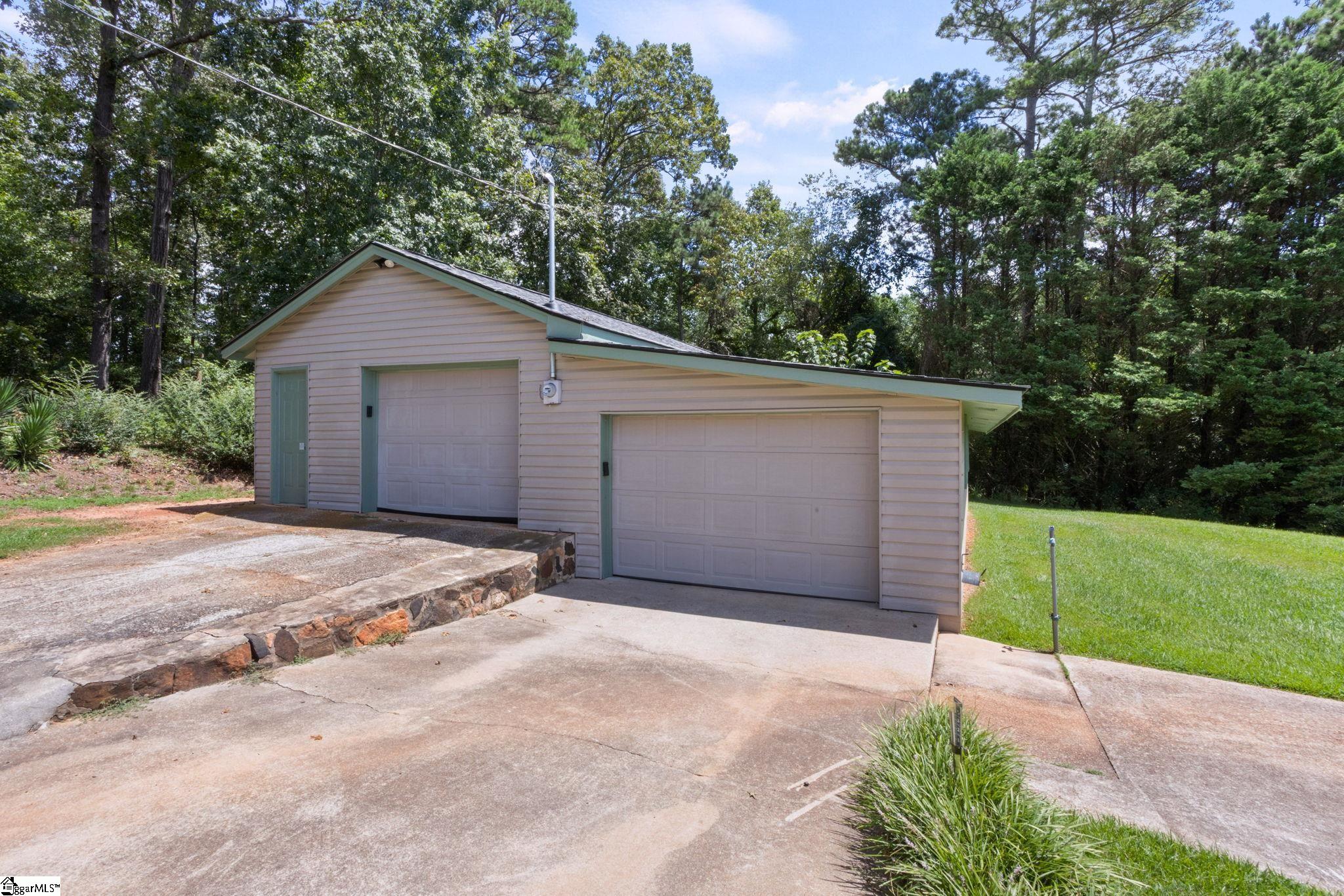 450 Englewood Drive Westminster, SC 29693
